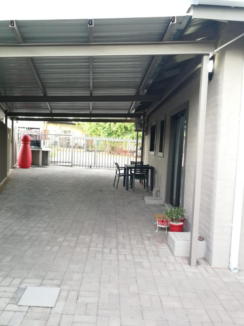 Photo 27