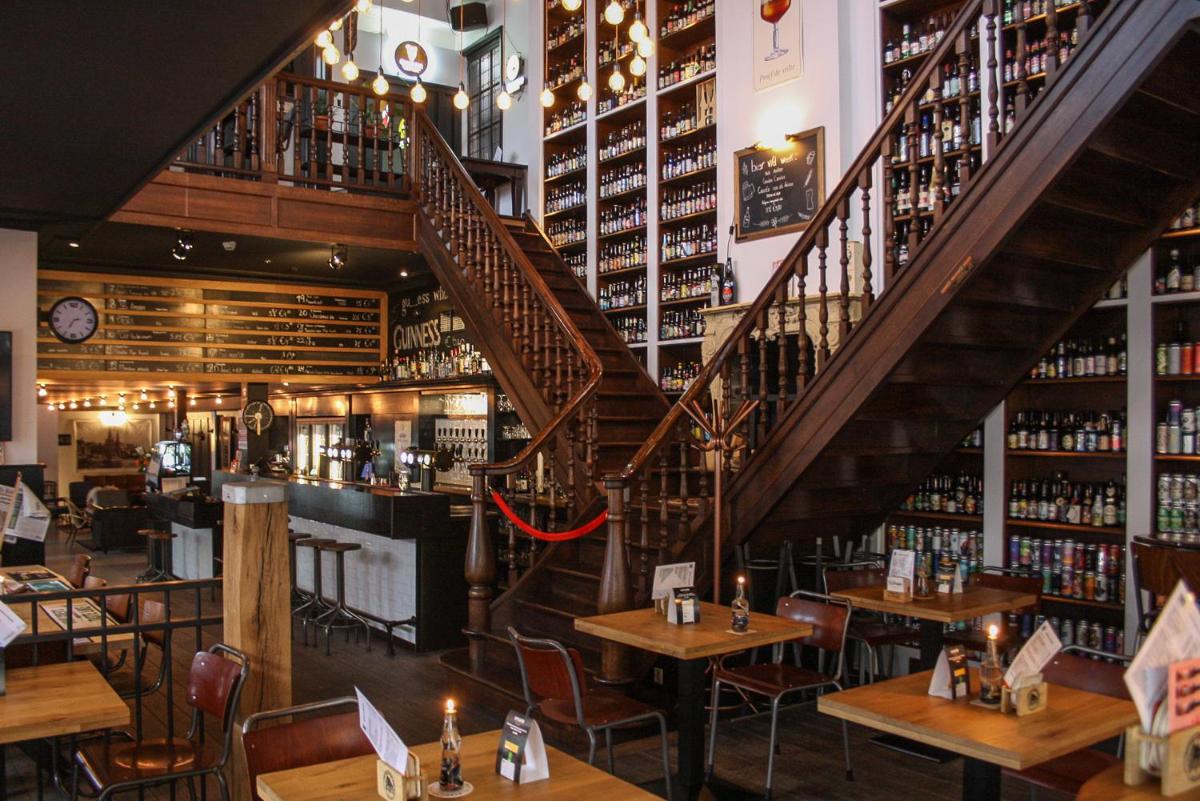 restaurant