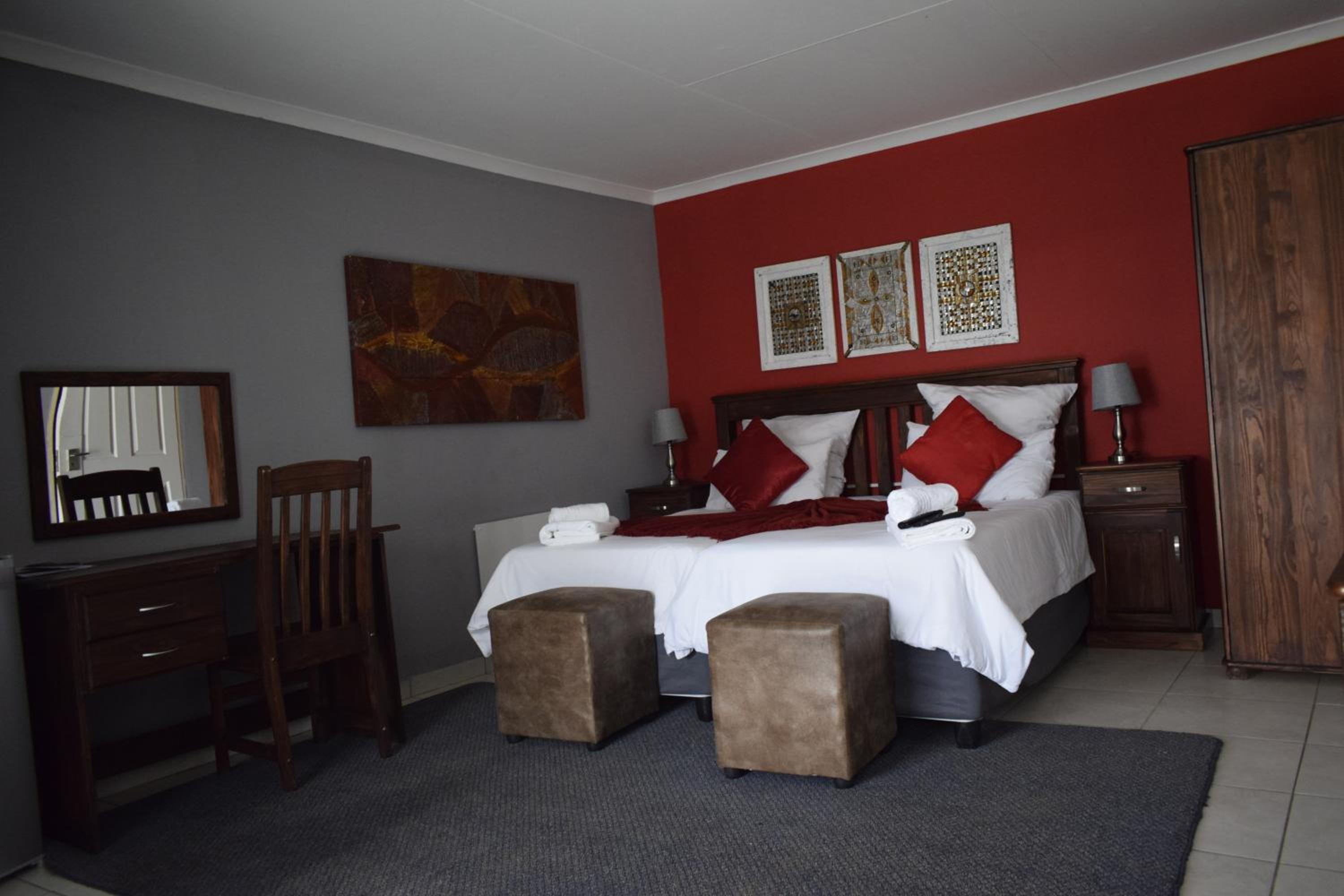 Ehrlichpark Lodge self catering and spa