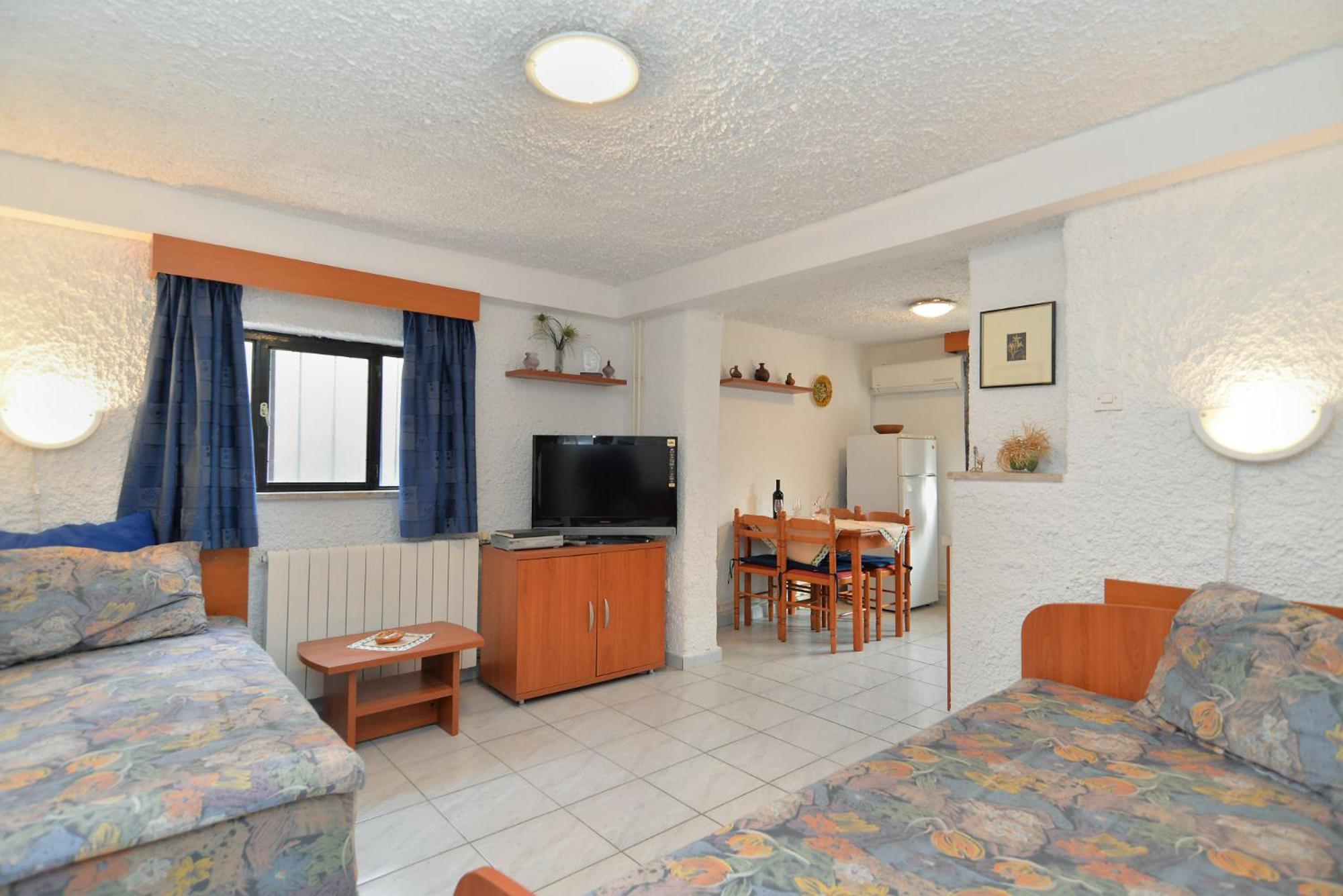 Apartment Annamaria 1792 view 3