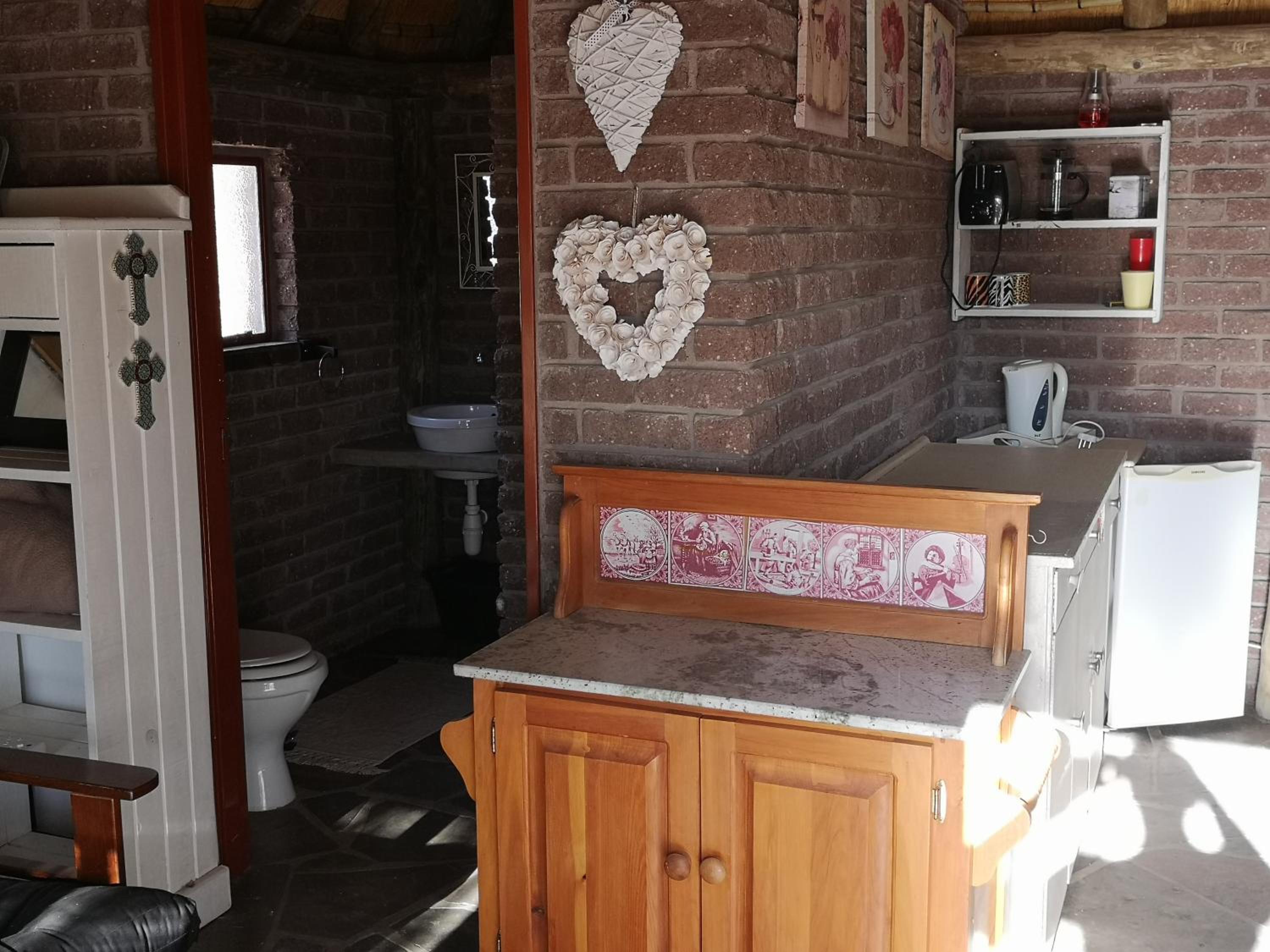 Terra Rouge Guestfarm & Sonstraal Farmhouse view 5