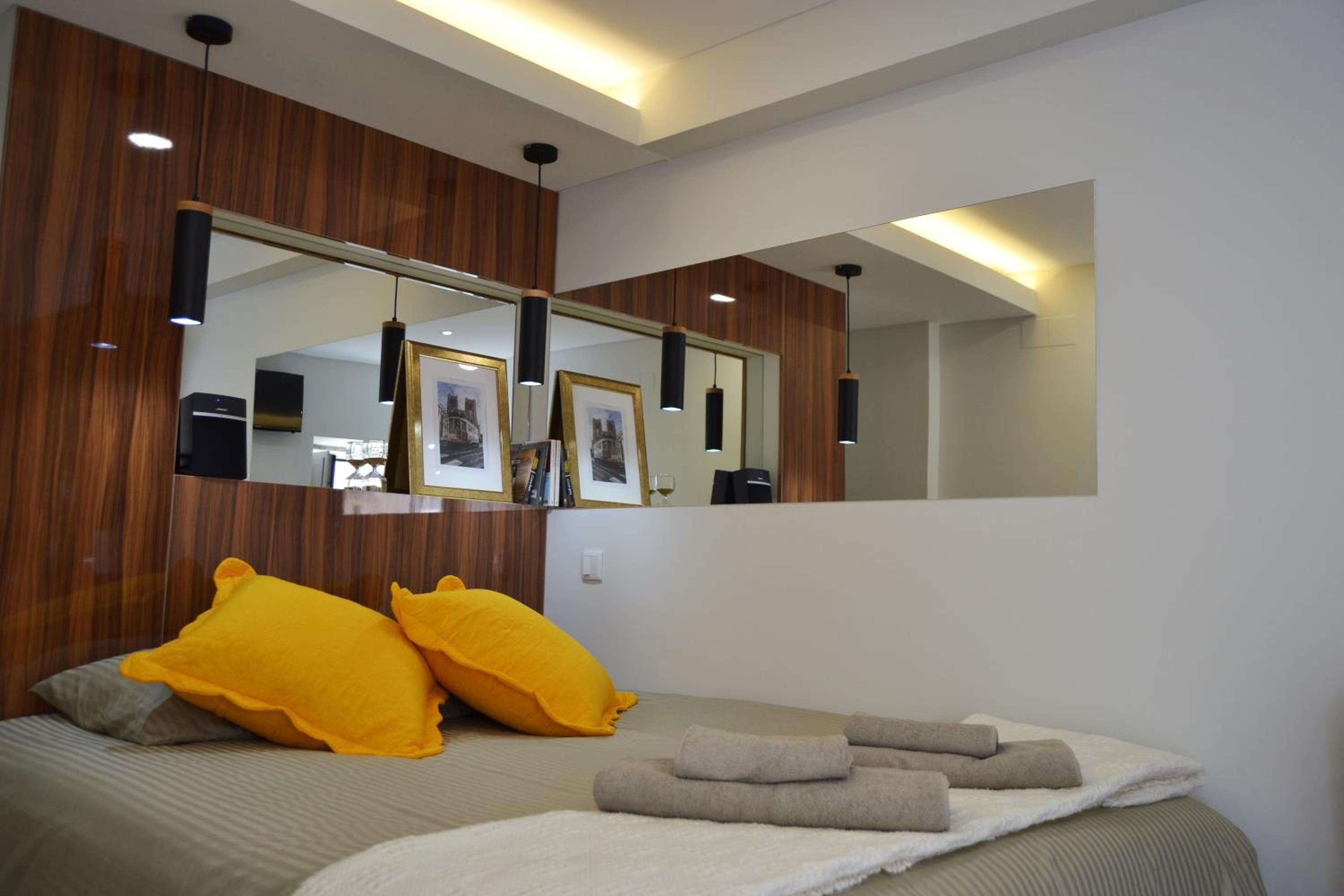 Modern Cozy Studio - Portas Do Sol view 2