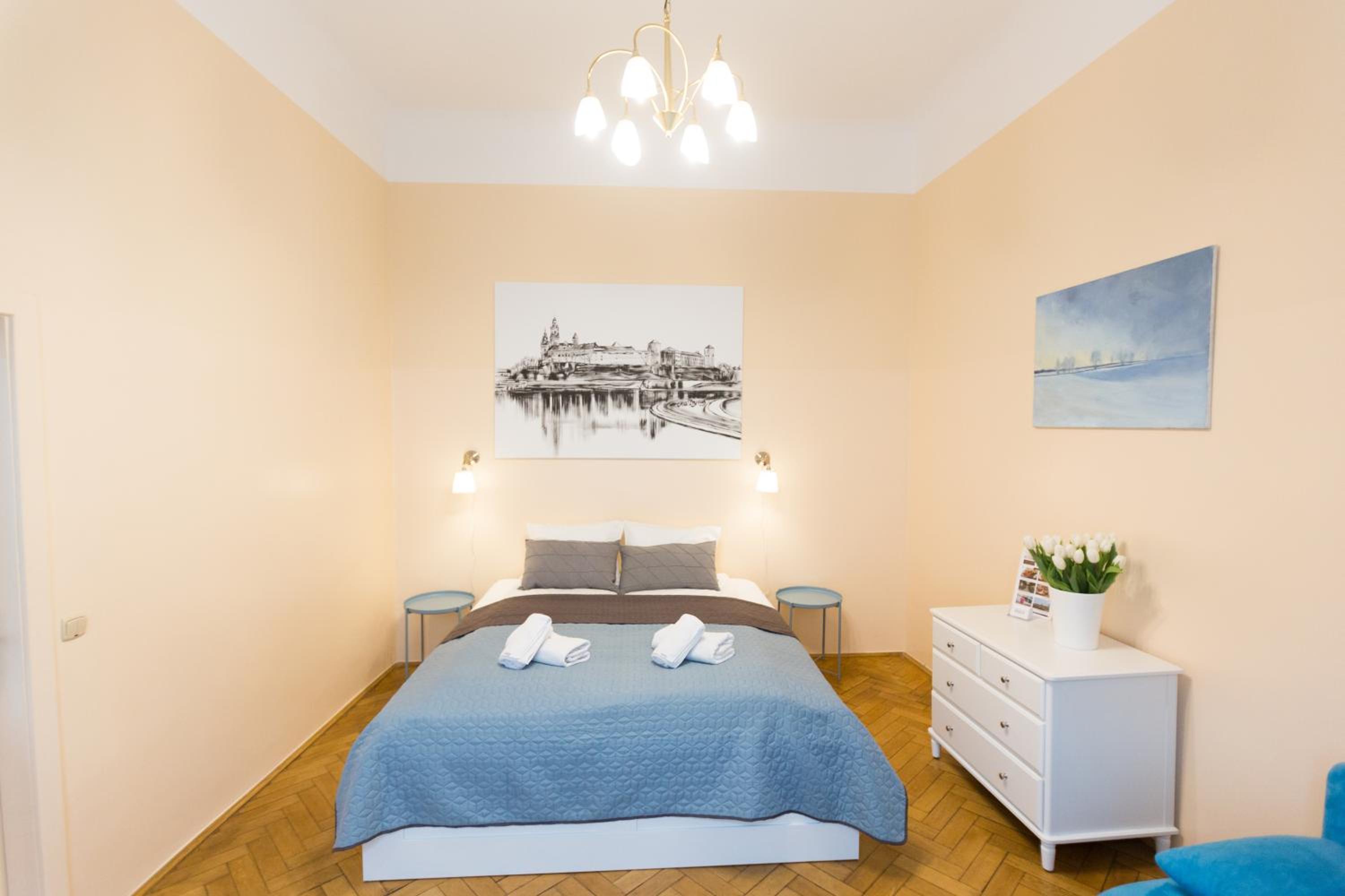 Apartments Roman