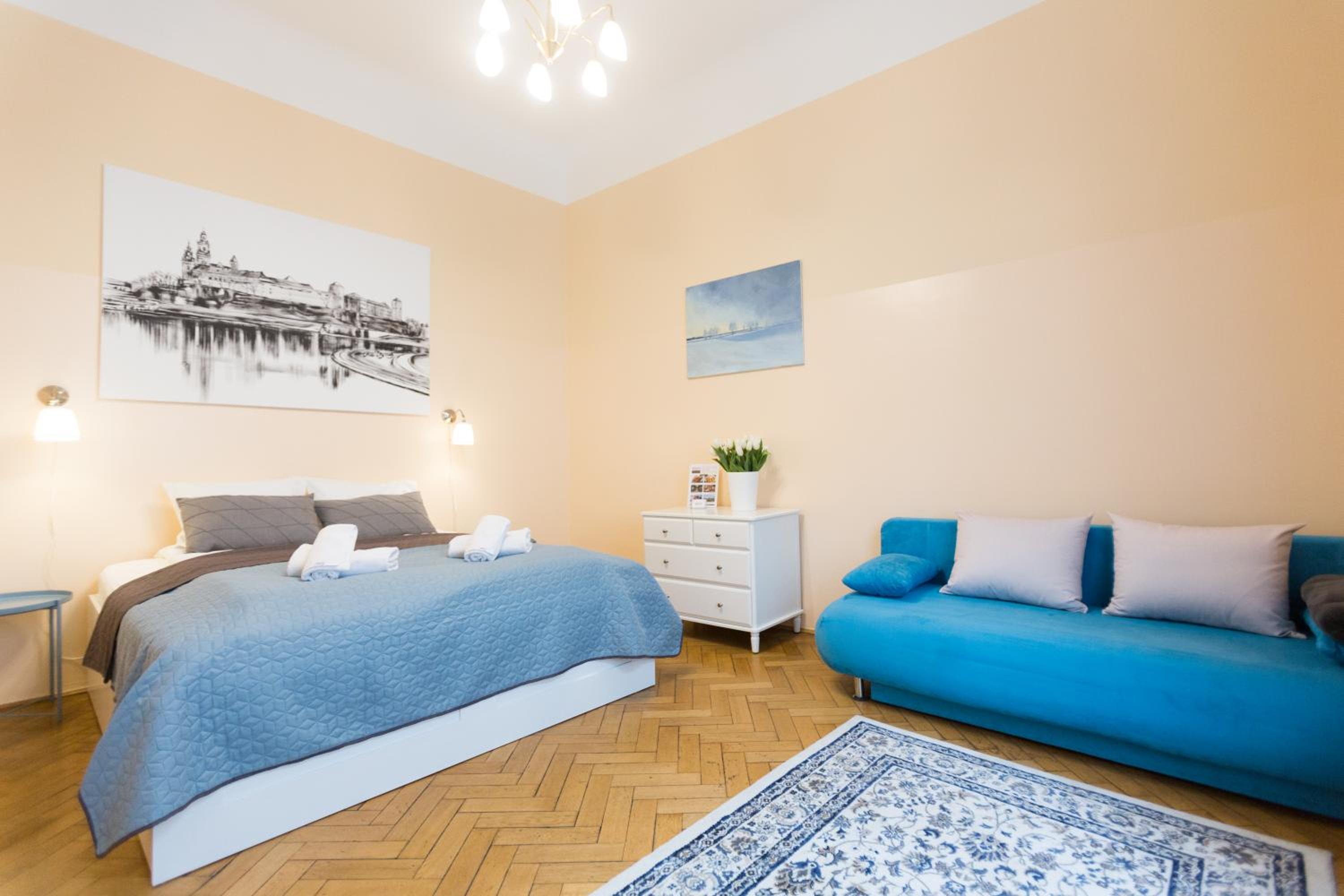 Apartments Roman