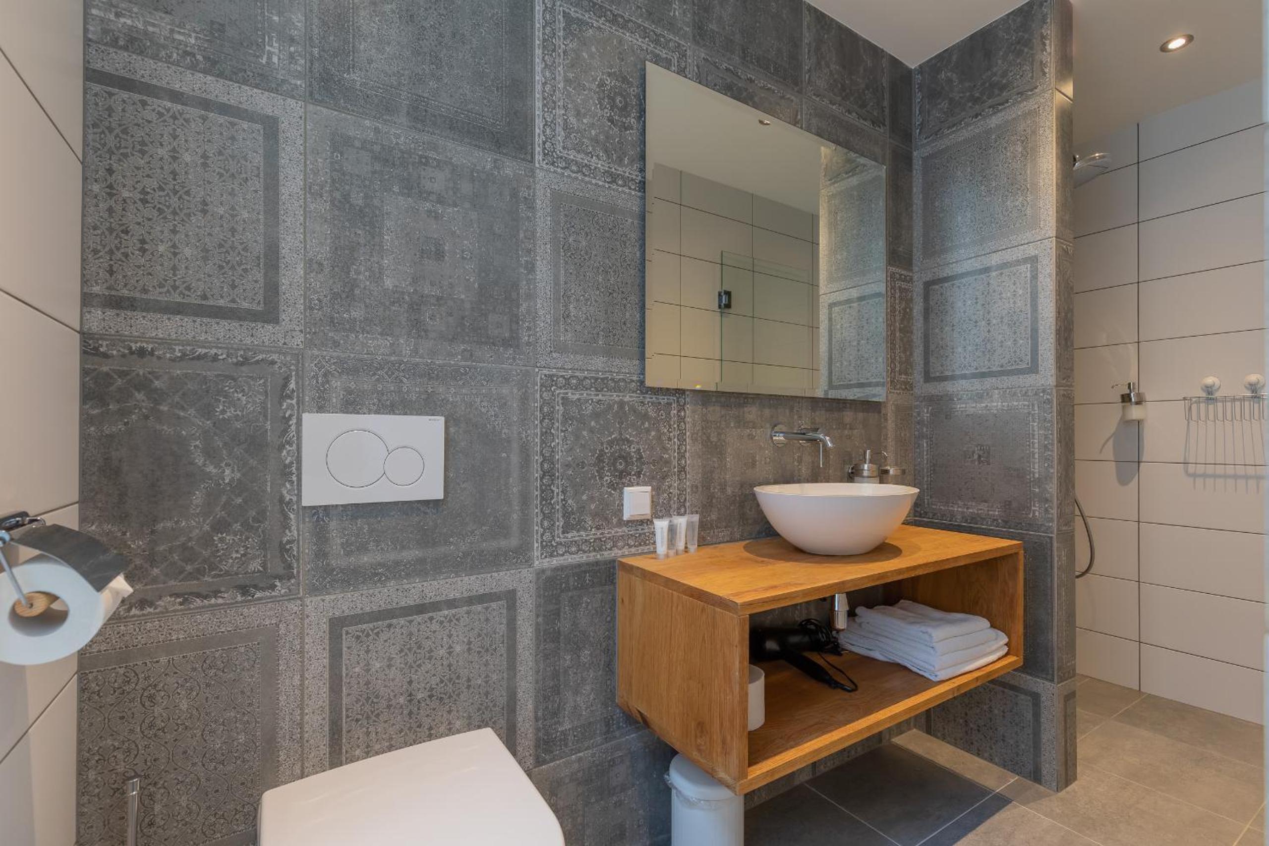 Leiden Vacations - ExLibris Boutique Hotel - Property Image 2
