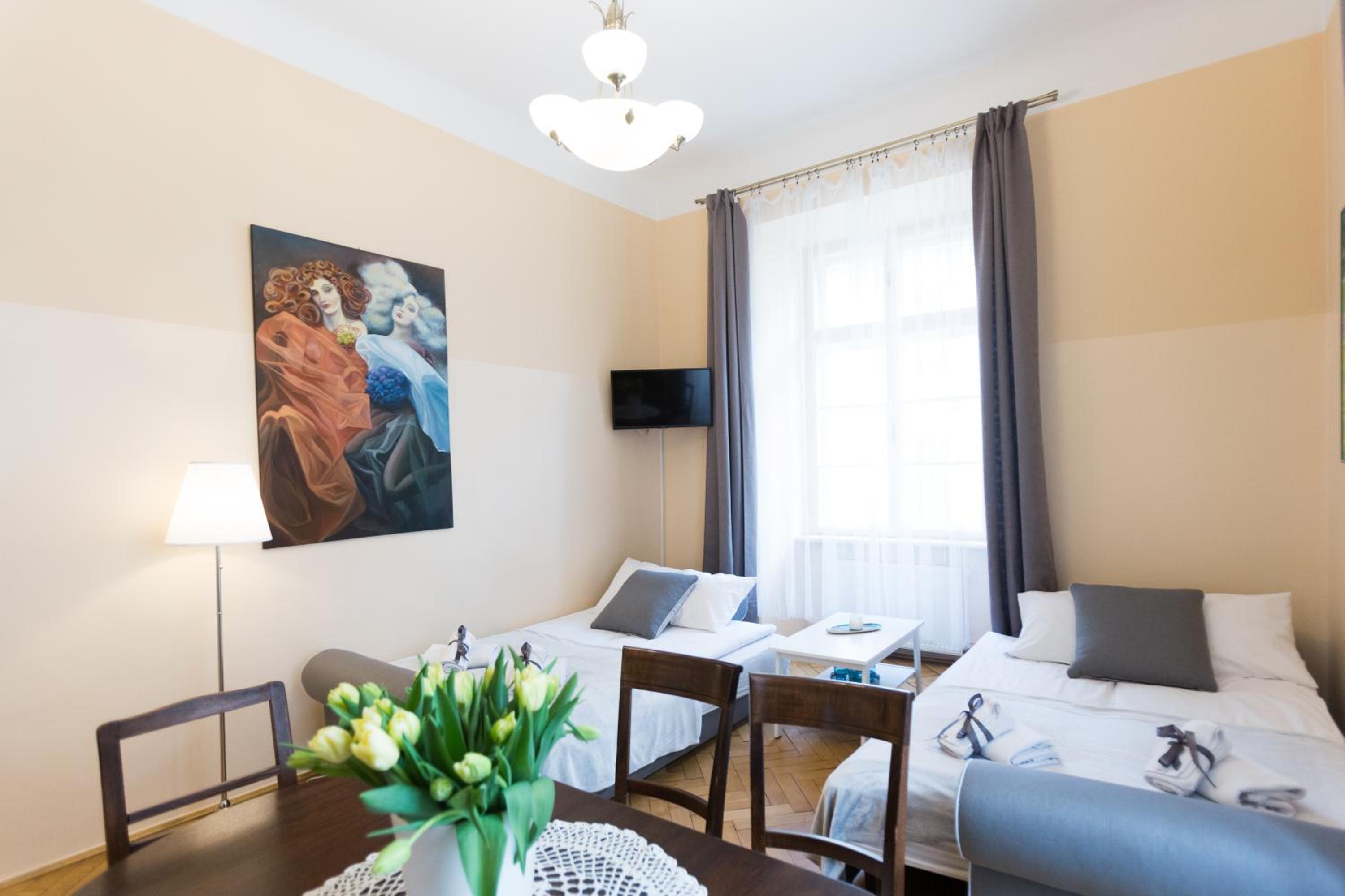 Apartments Roman