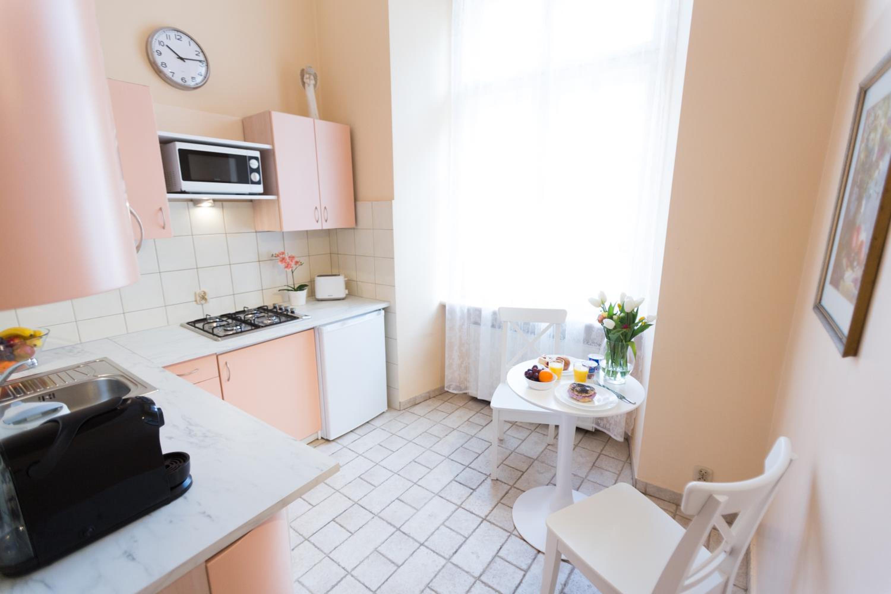 Apartments Roman