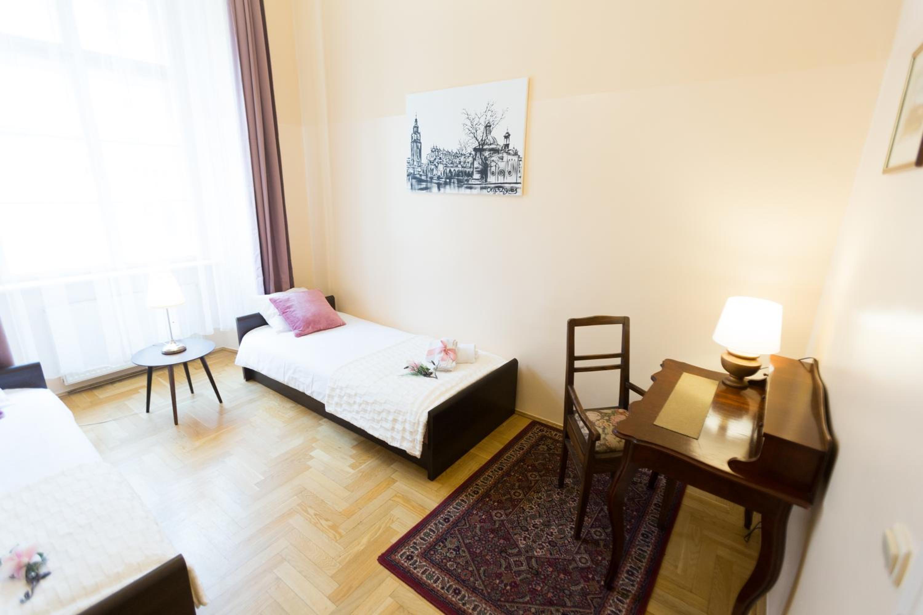 Apartments Roman
