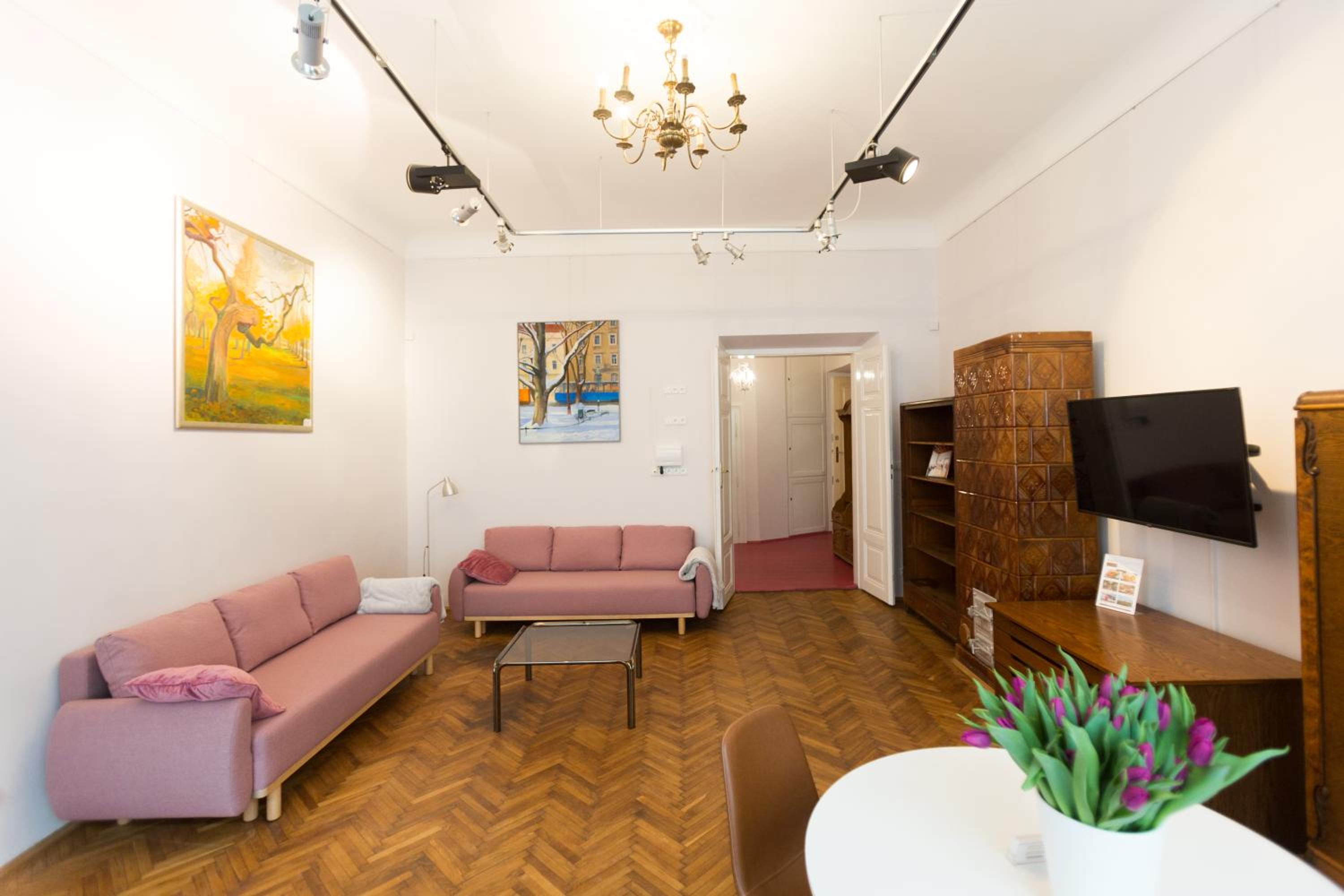 Apartments Roman