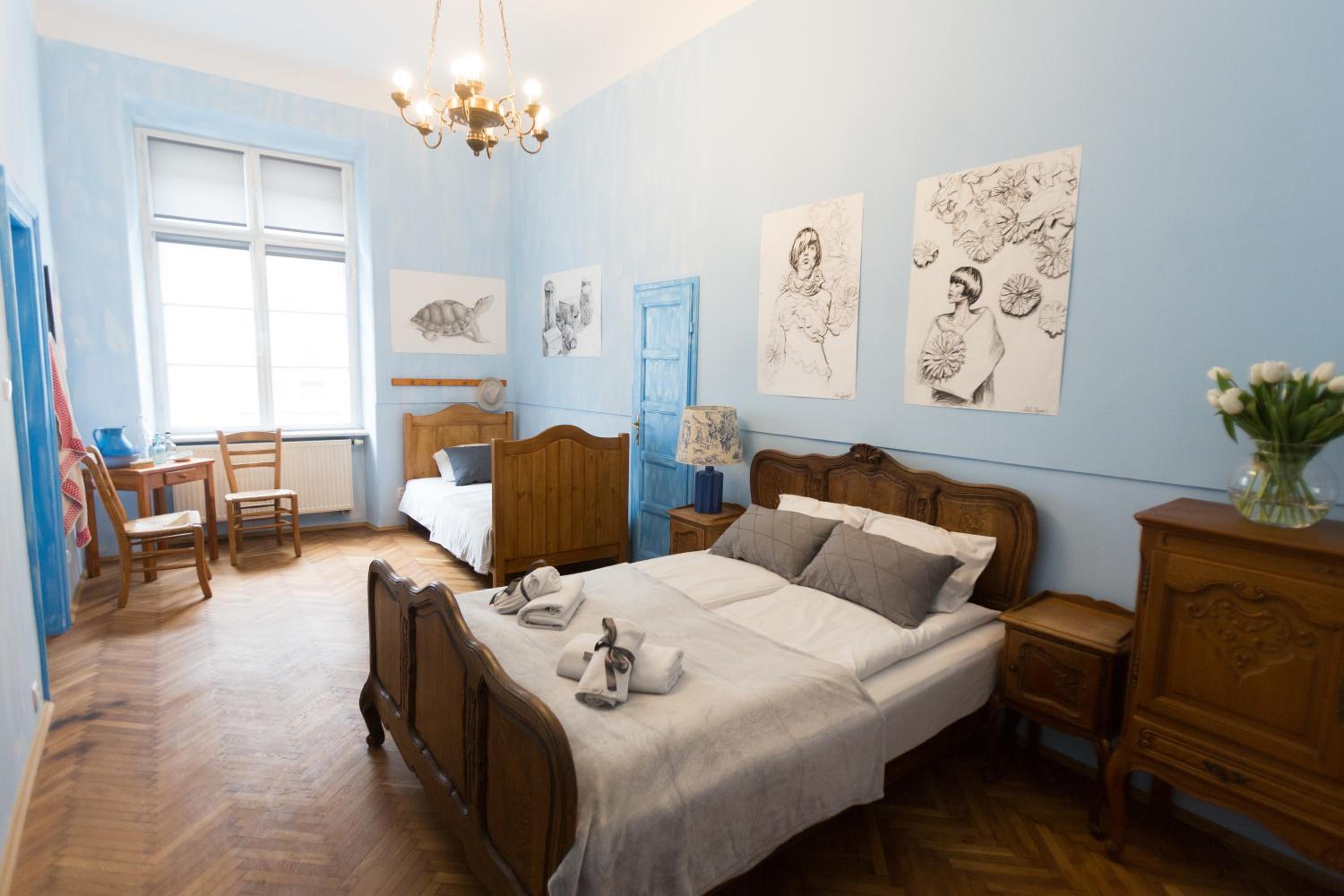 Apartments Roman