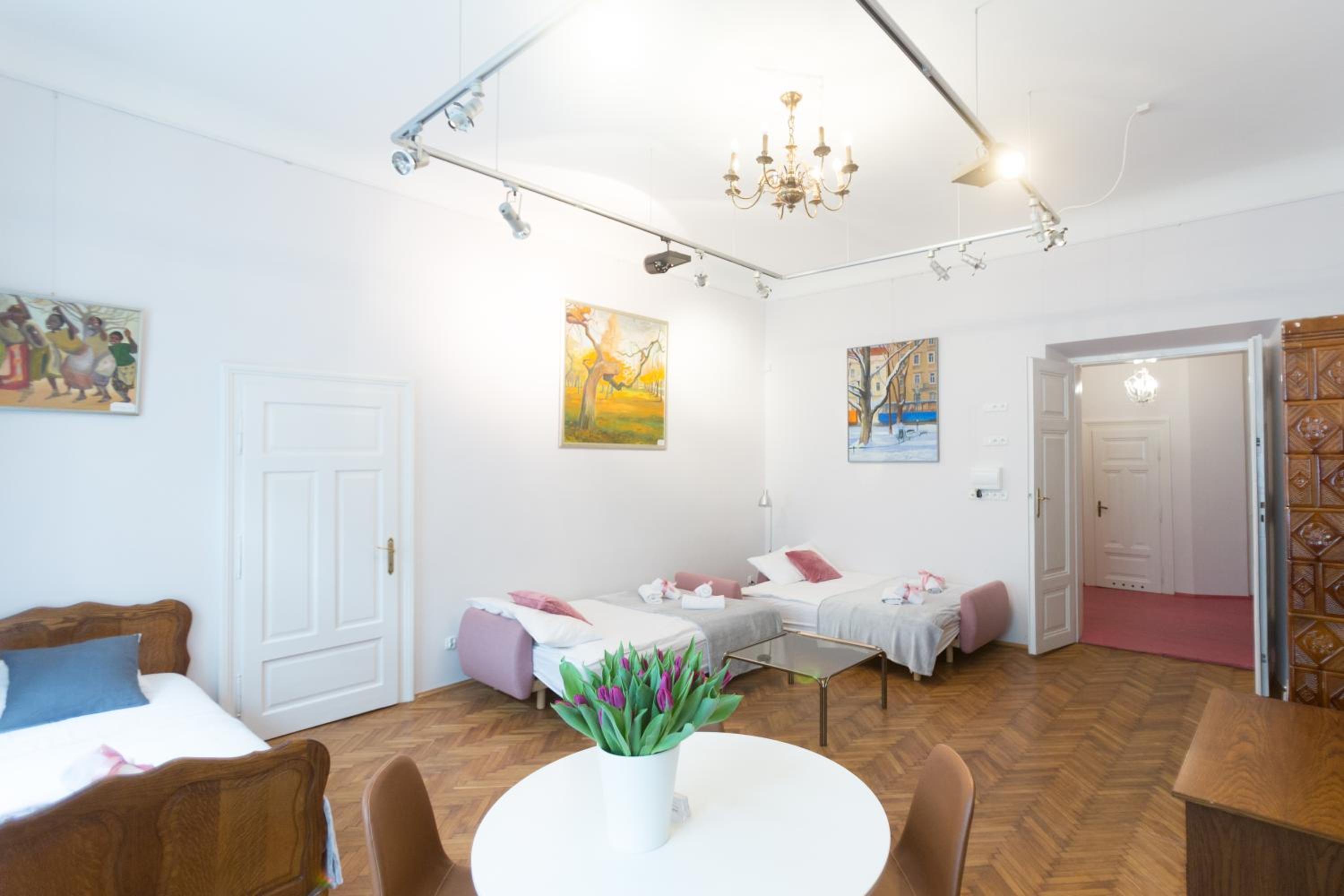 Apartments Roman