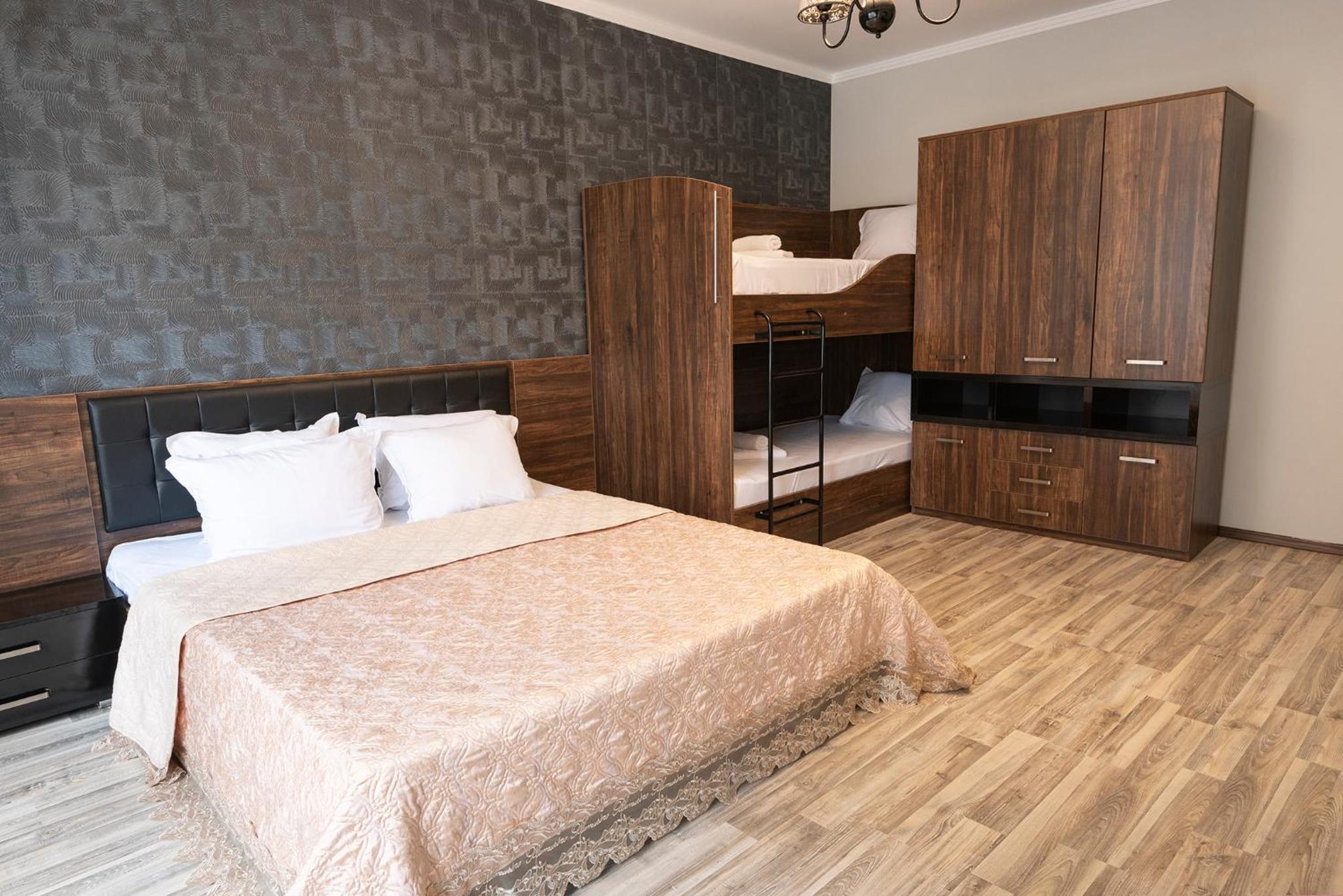 Green Paradise Deluxe Apartments