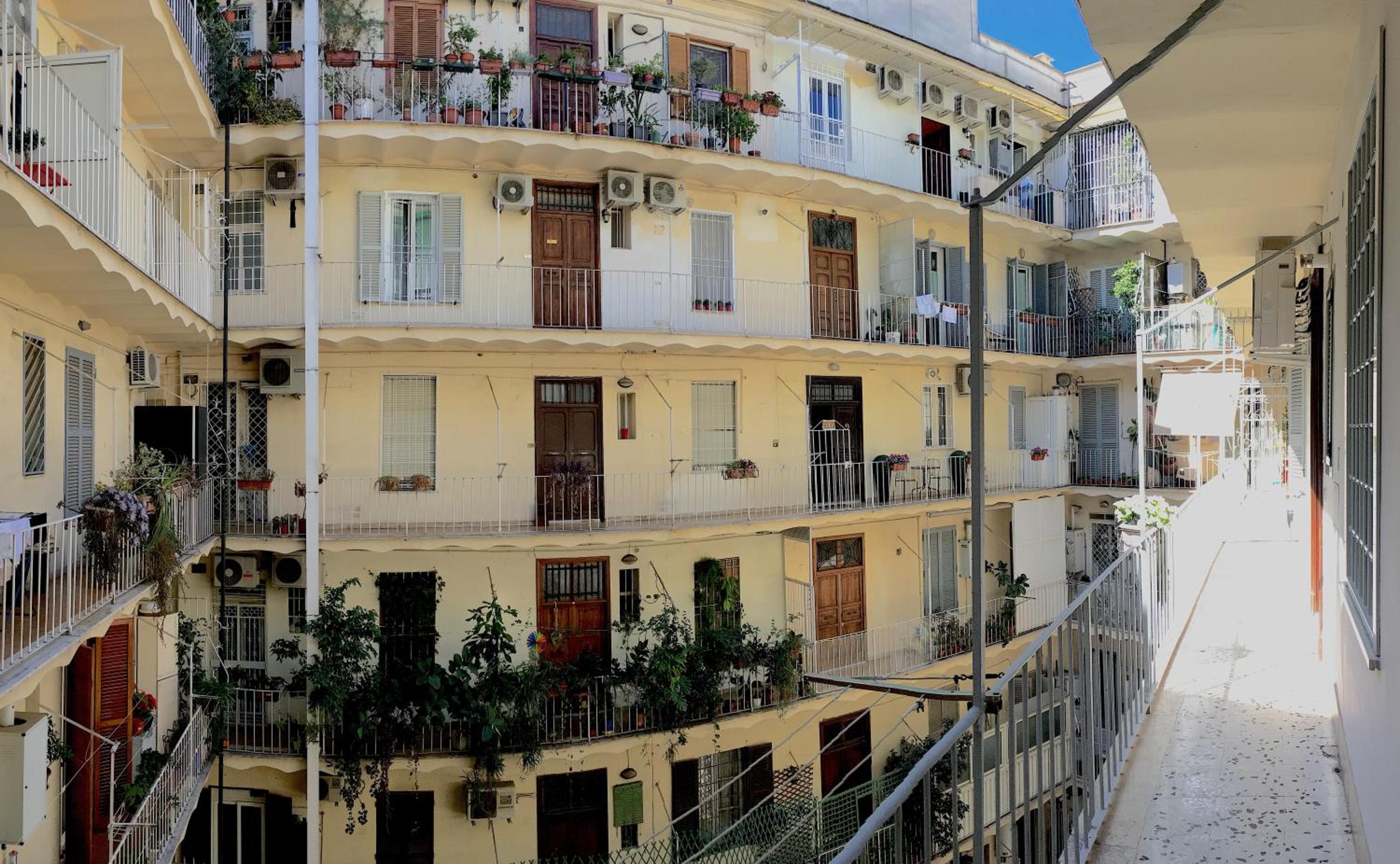 Vantaggio Suites — Rome