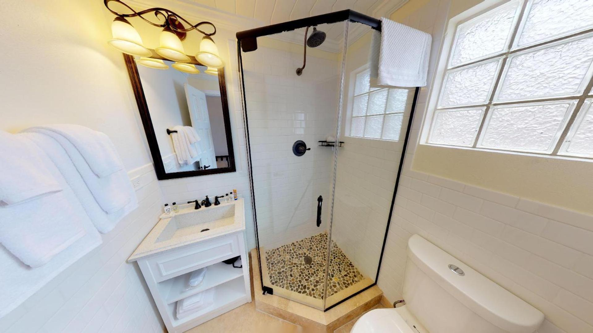 Company House Hotel - Property Image 5