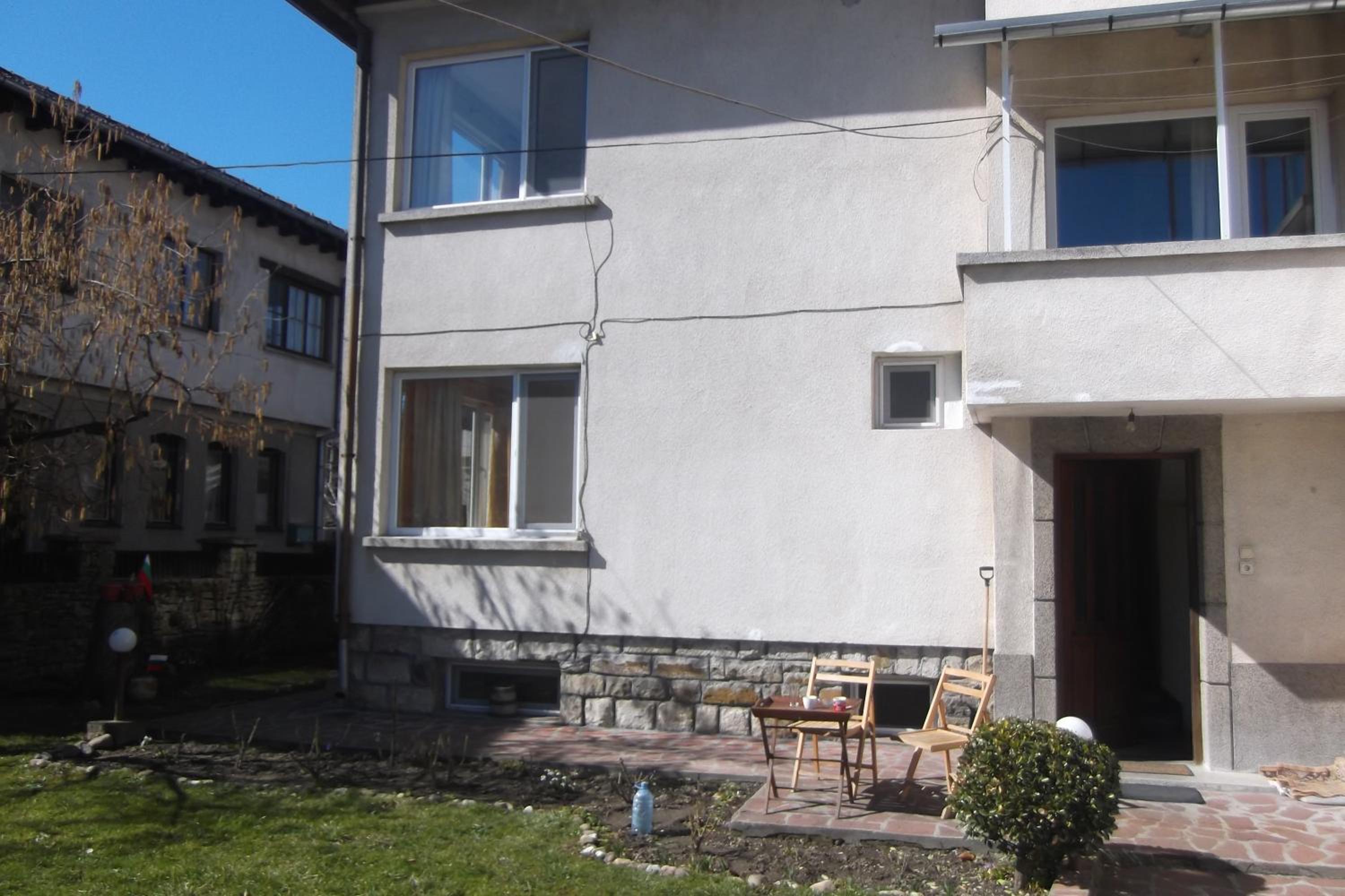 Borova House
