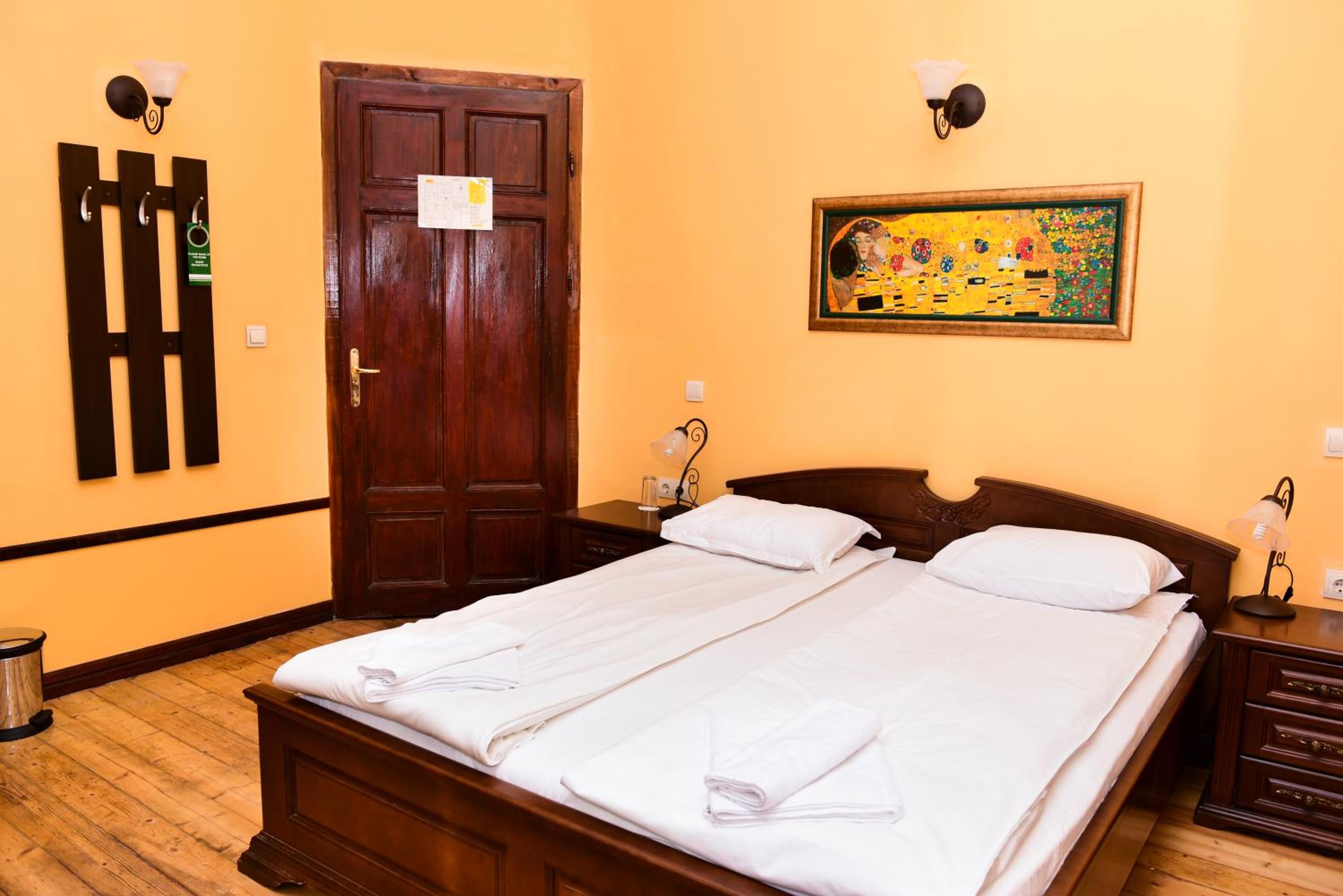L'Opera Guest House