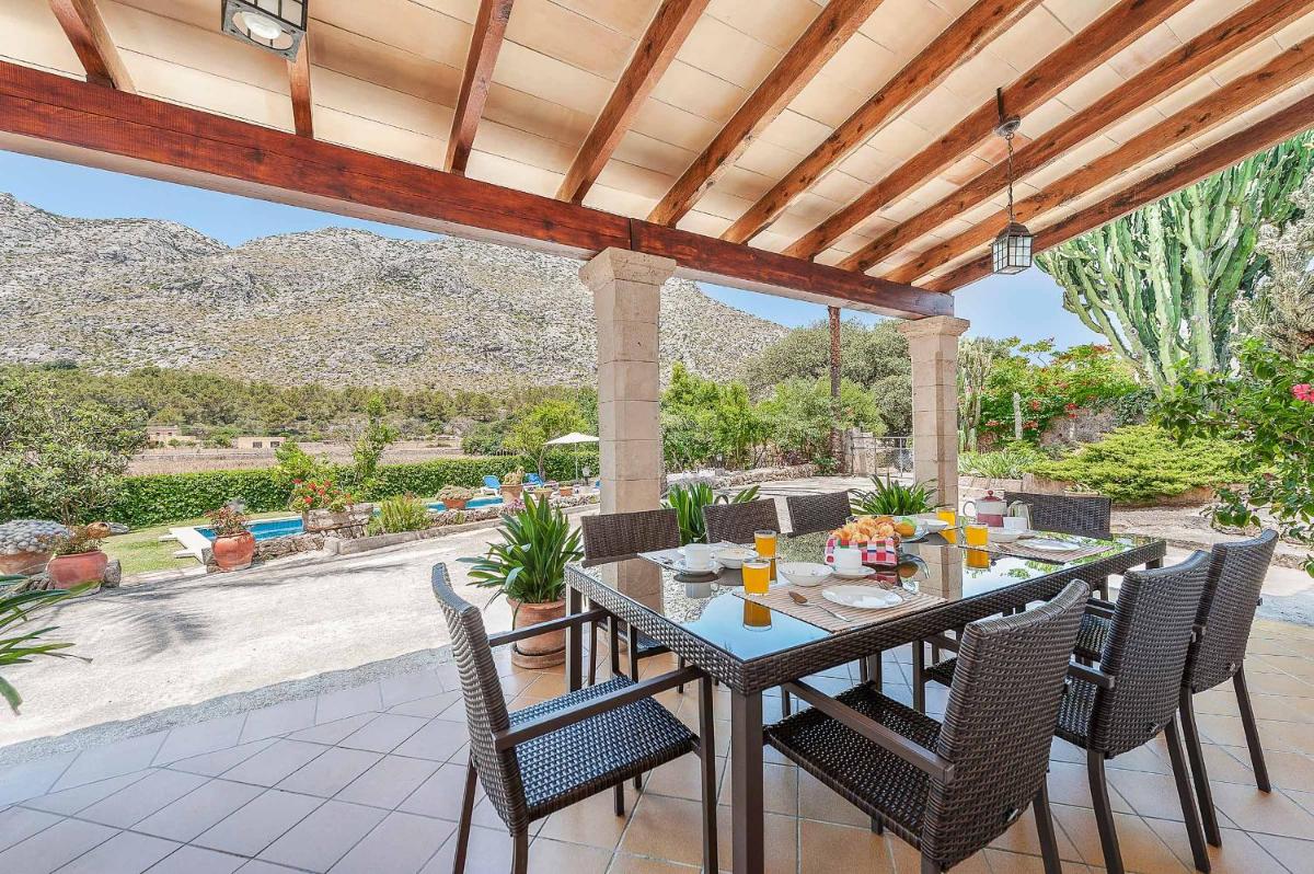 Villa Clavet view 3