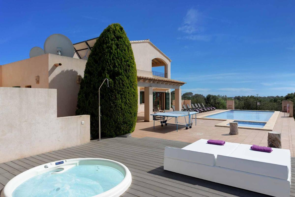 Villa Xiquetes view 2