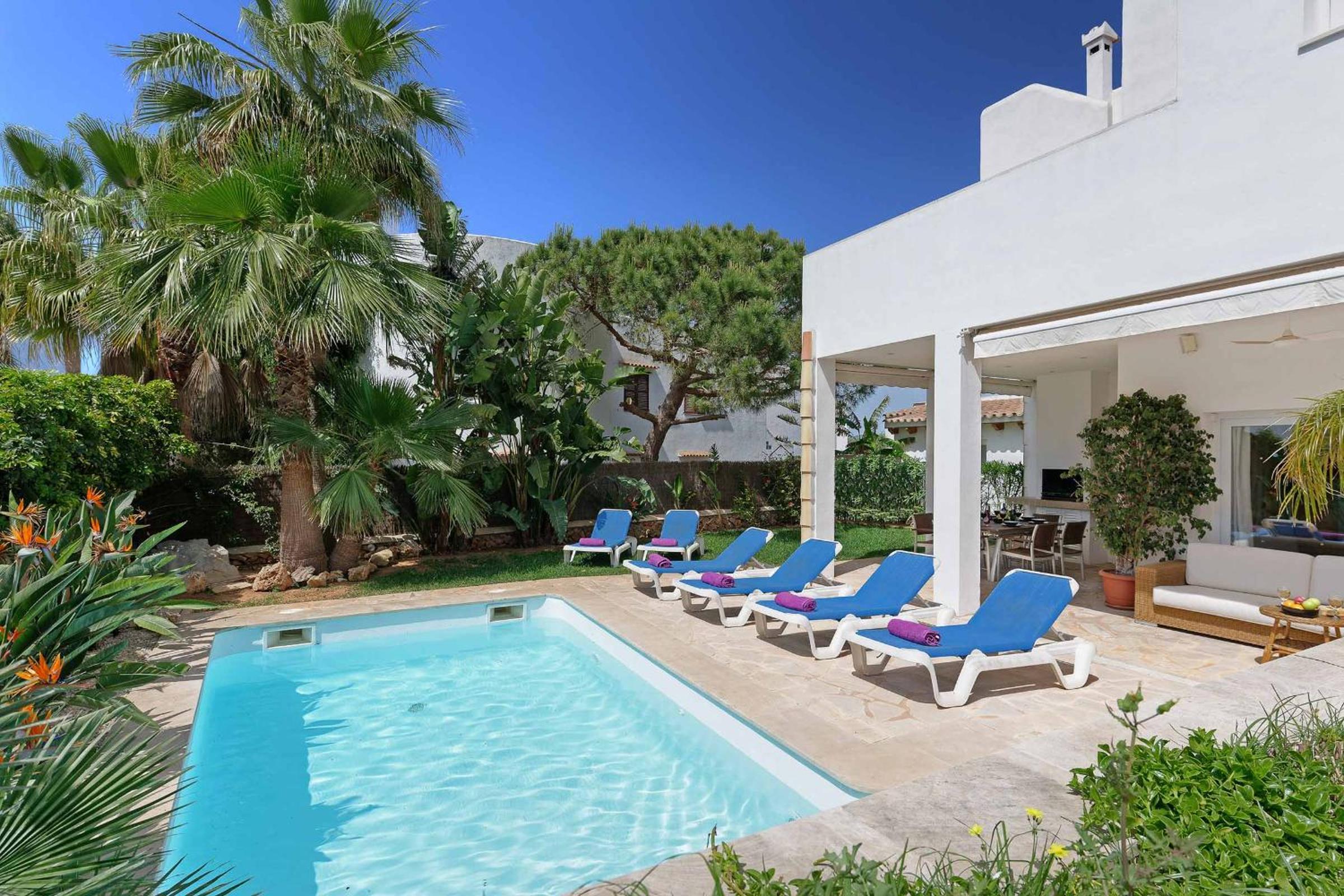 Villa Miguel Angel view 3