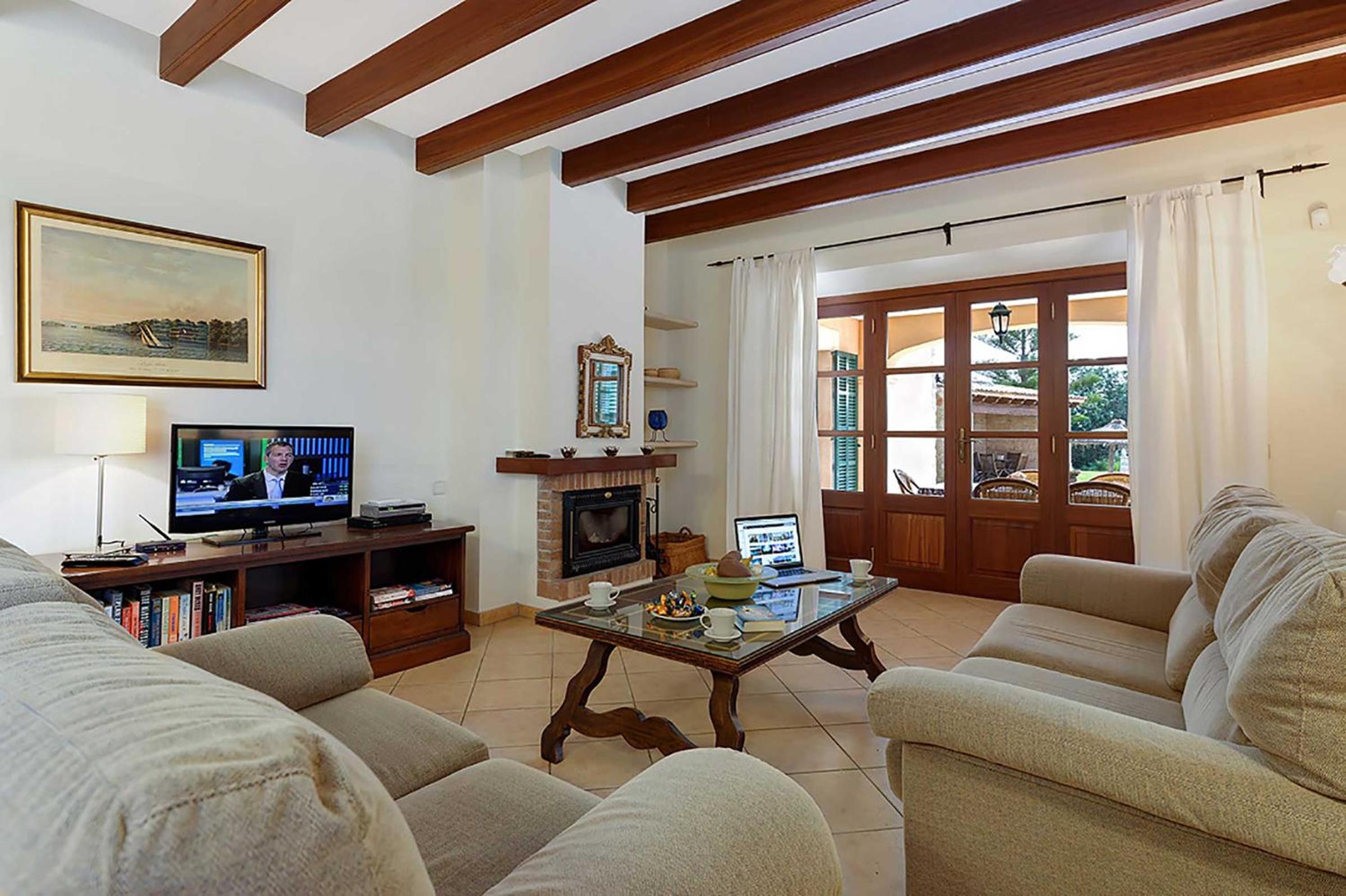 Villa Deu Quarterades view 5