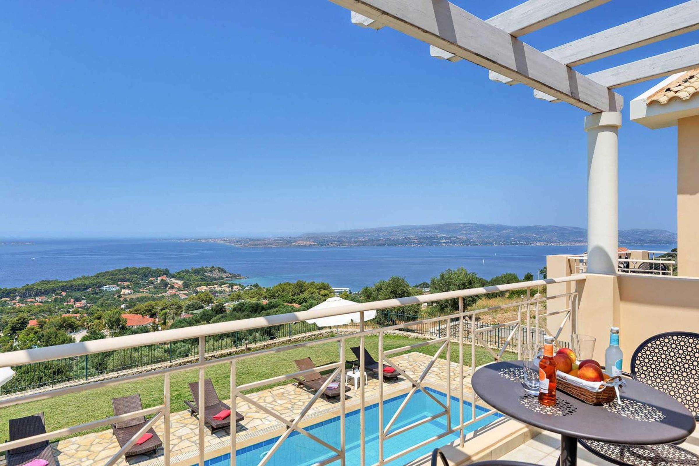 Villa Argostoli Bay view 3