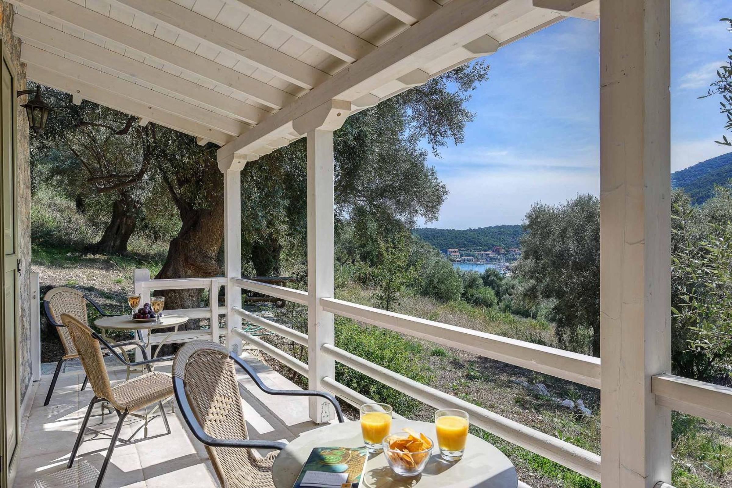 Villa Ledaki view 4