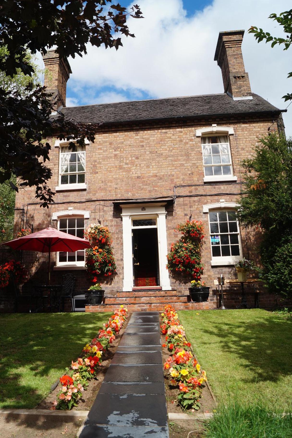 Foundry Masters House