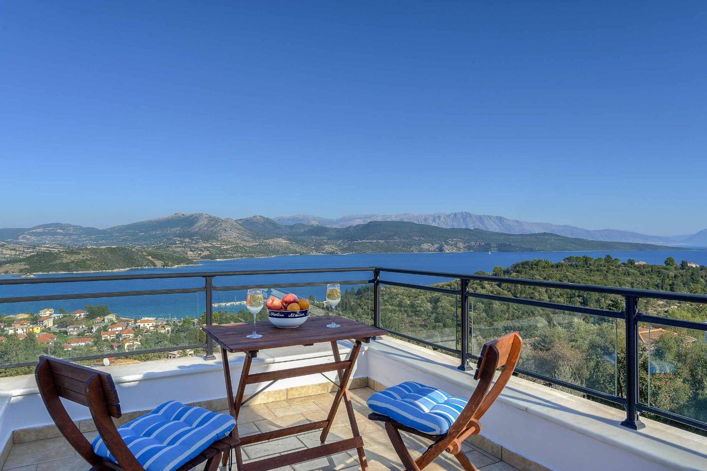 Villa Drepanou Bay view 2
