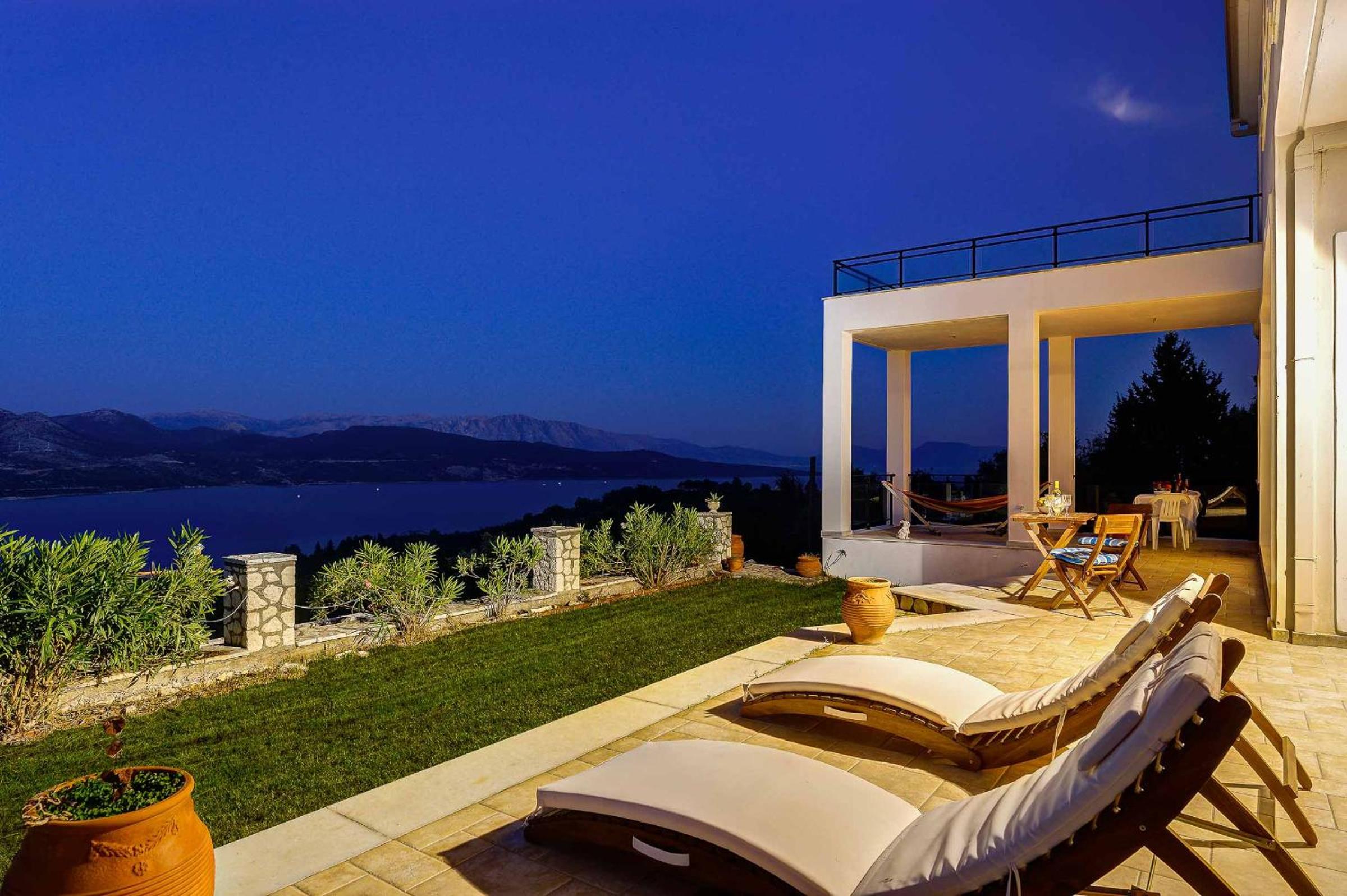 Villa Drepanou Bay view 5