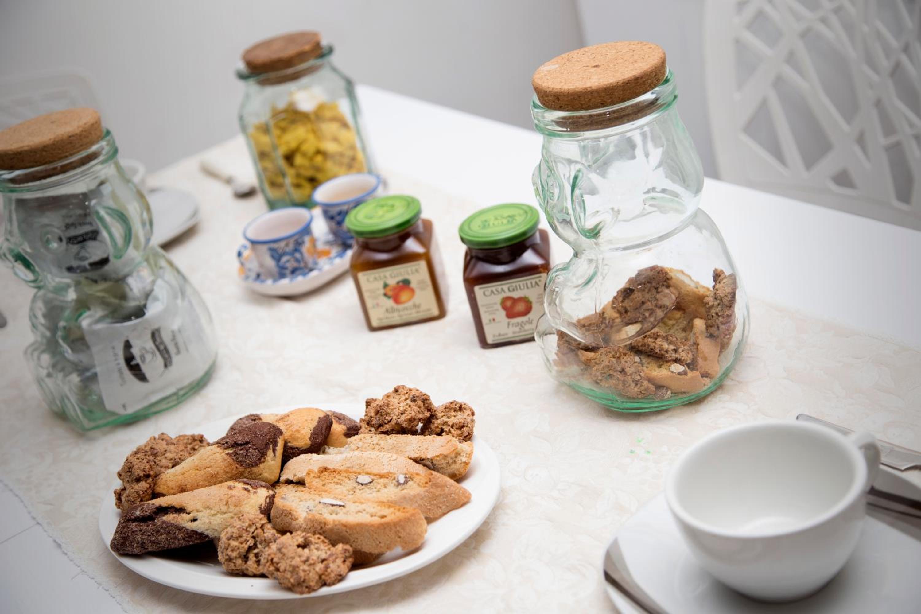 Hotel Anna suite room