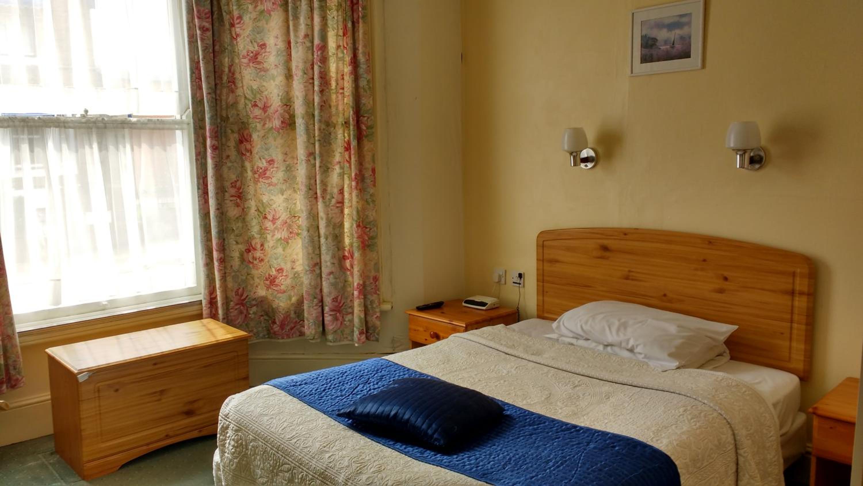 Oxford Vacations - River Hotel - Property Image 8