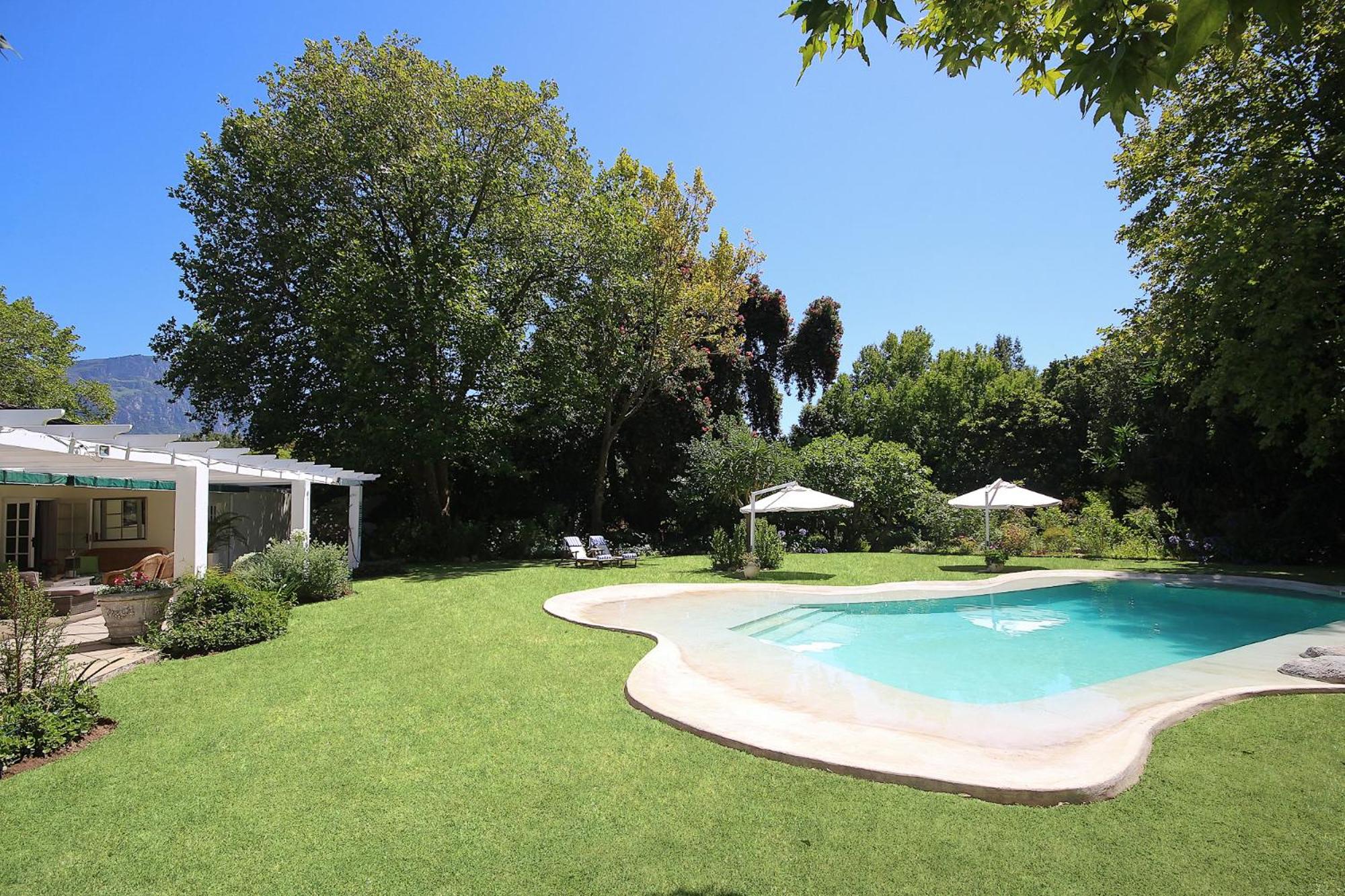 Beluga of Constantia Guest House