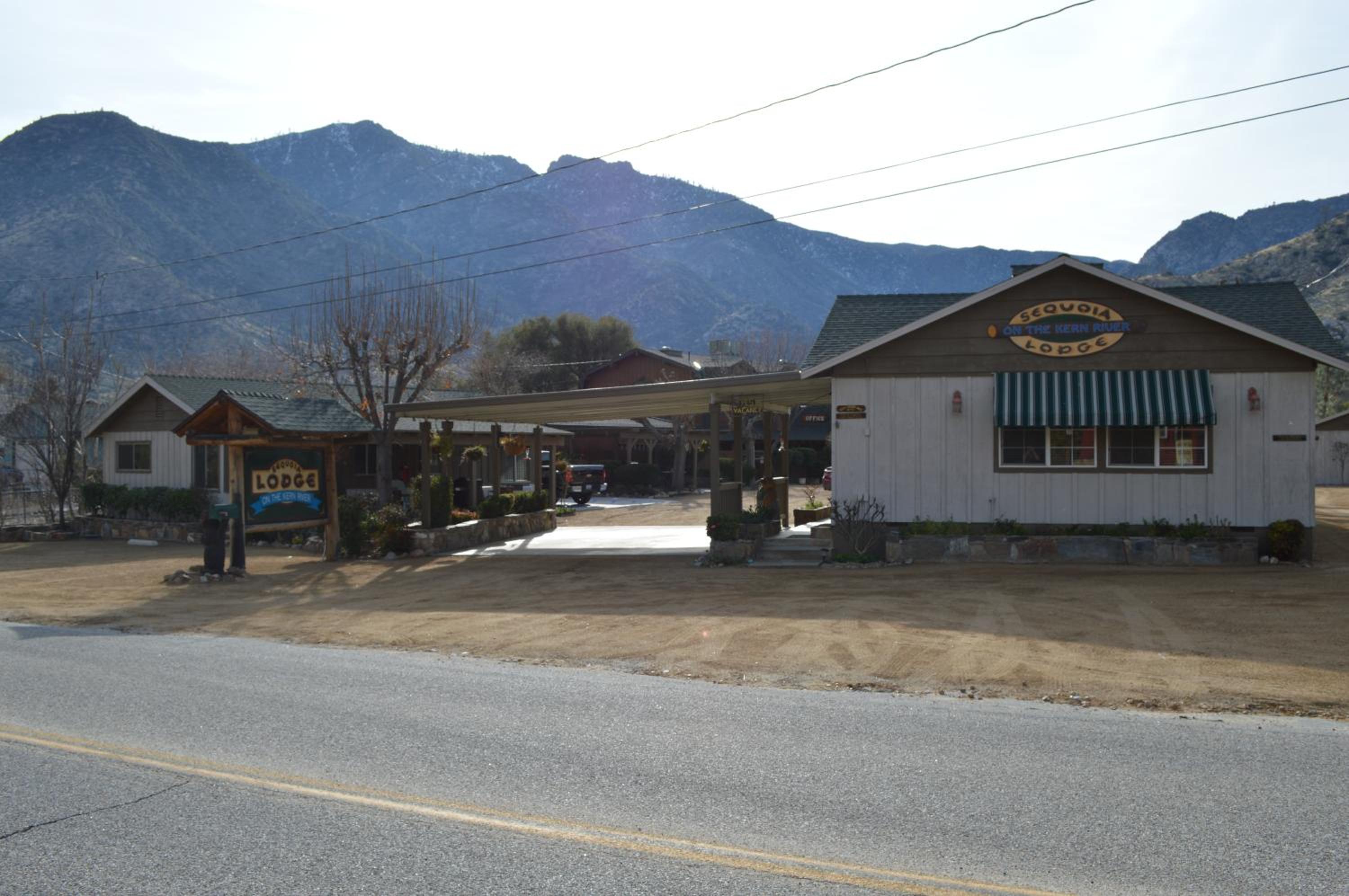 Sequoia Lodge