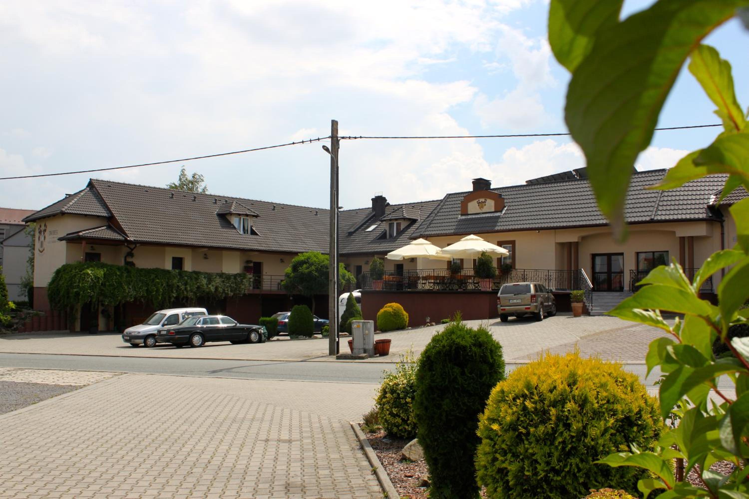 Dworek view 4
