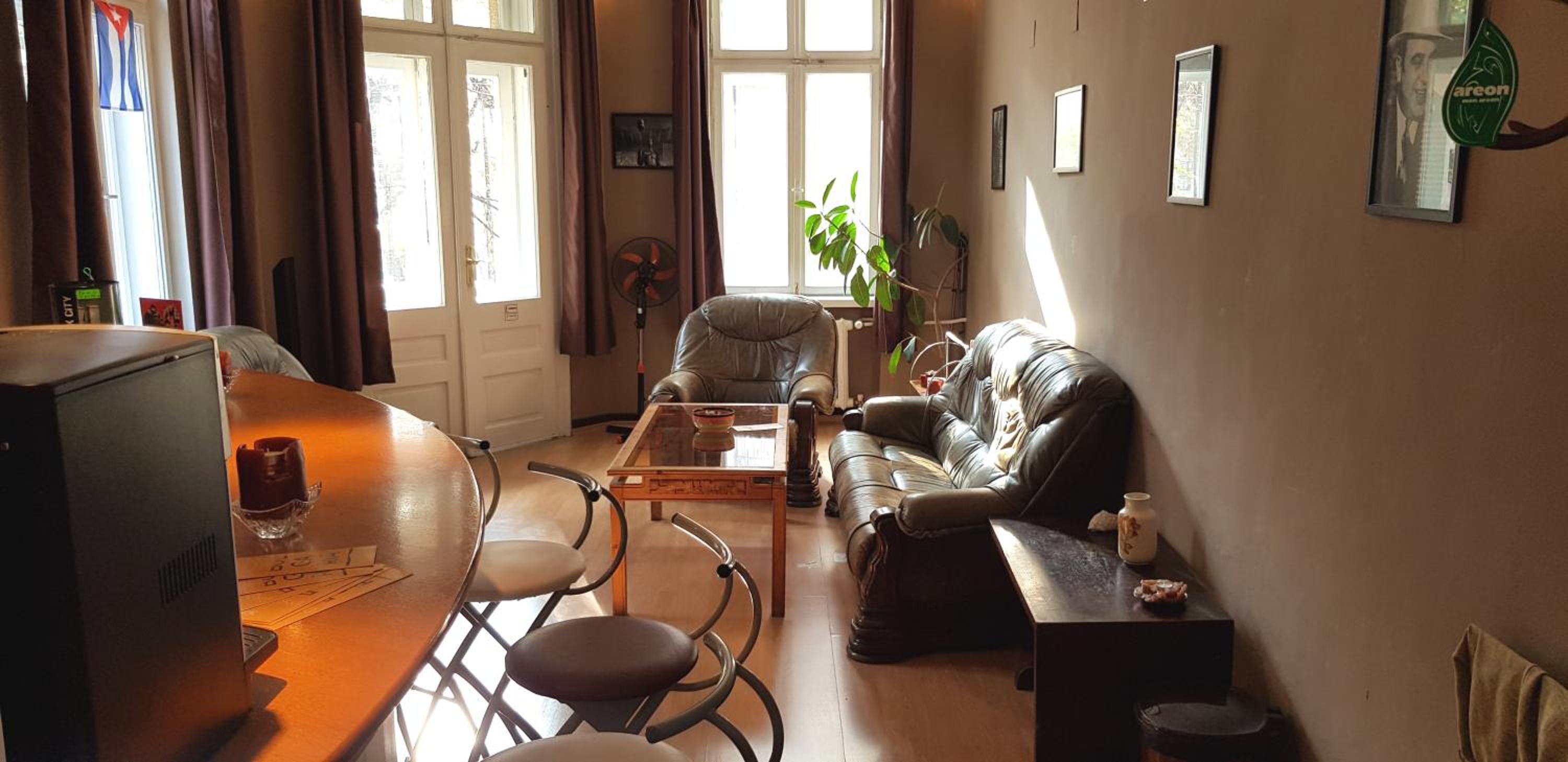 TOP center - very comfortable private room