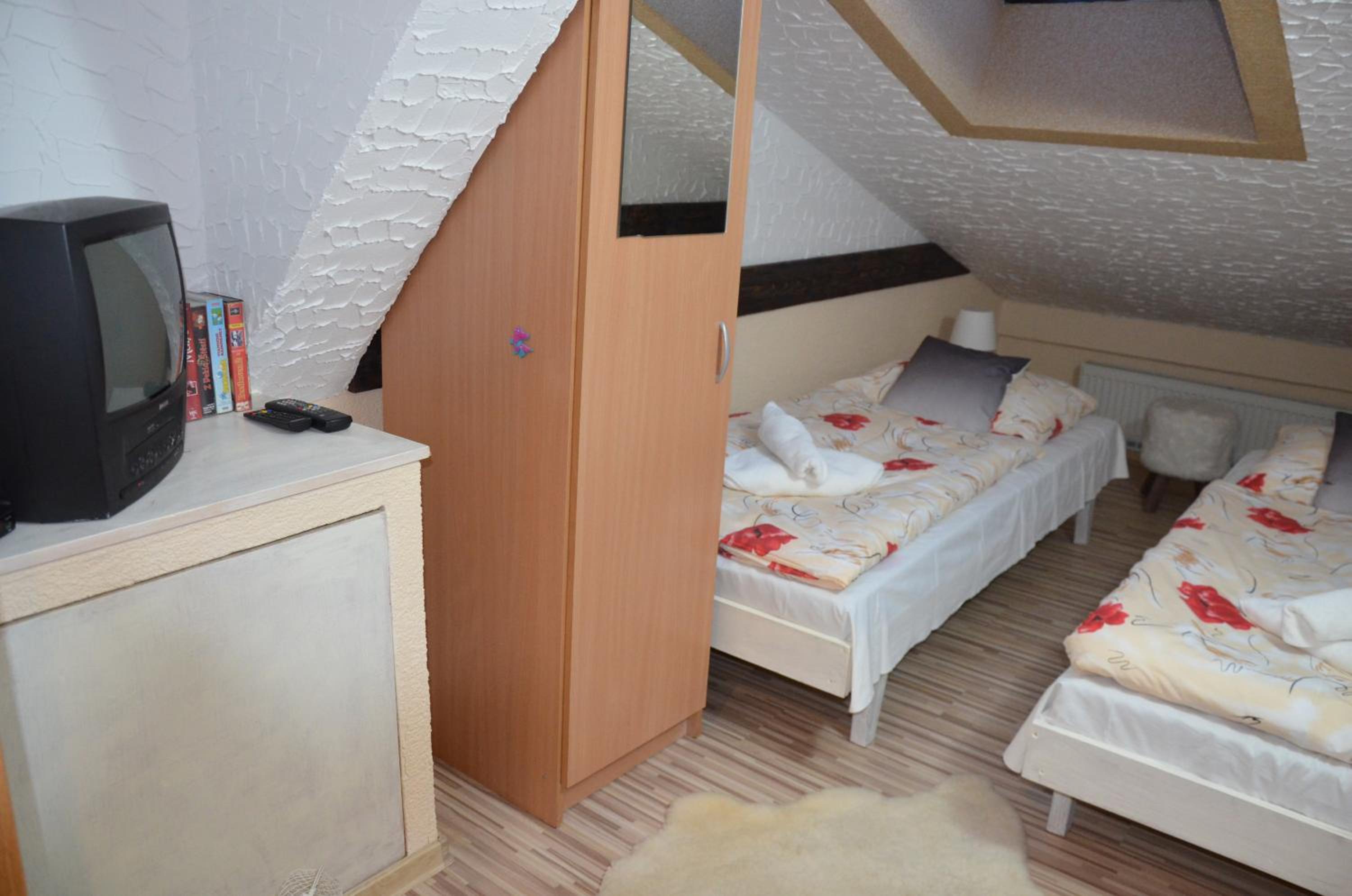 Photo 24
