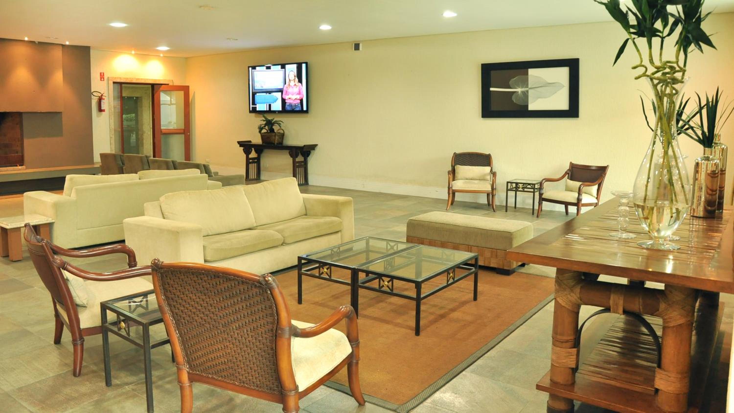 Hotel Radio Hotel Resort & Convention - Image 1