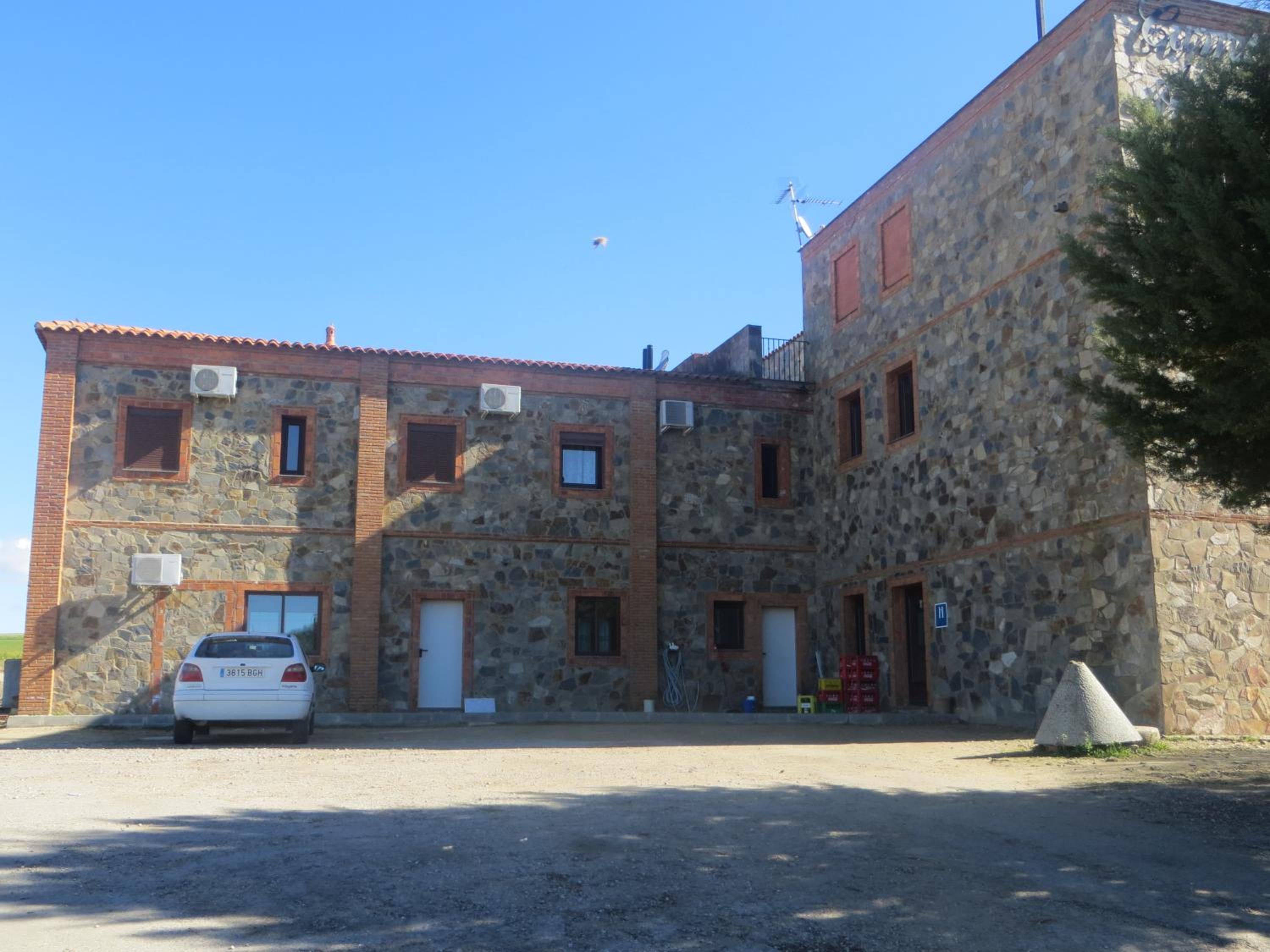 Photo 18