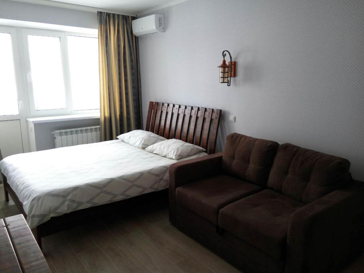 New apartment on Starokyivska 1/5 view 2