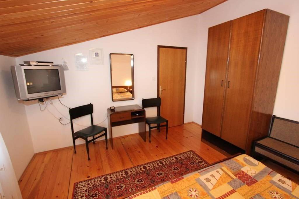 Photo 21