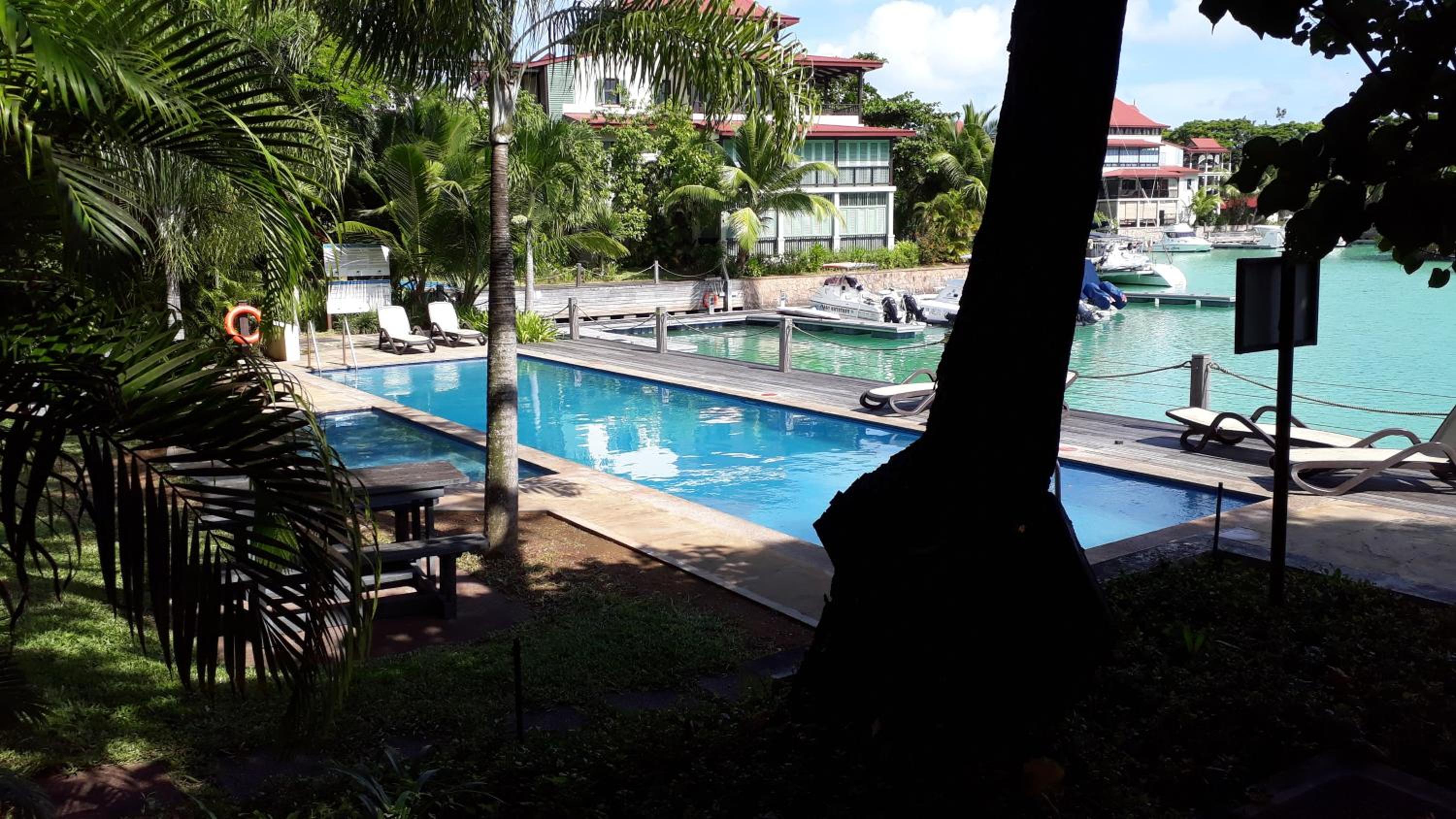 Eden Island luxury apartment sea view