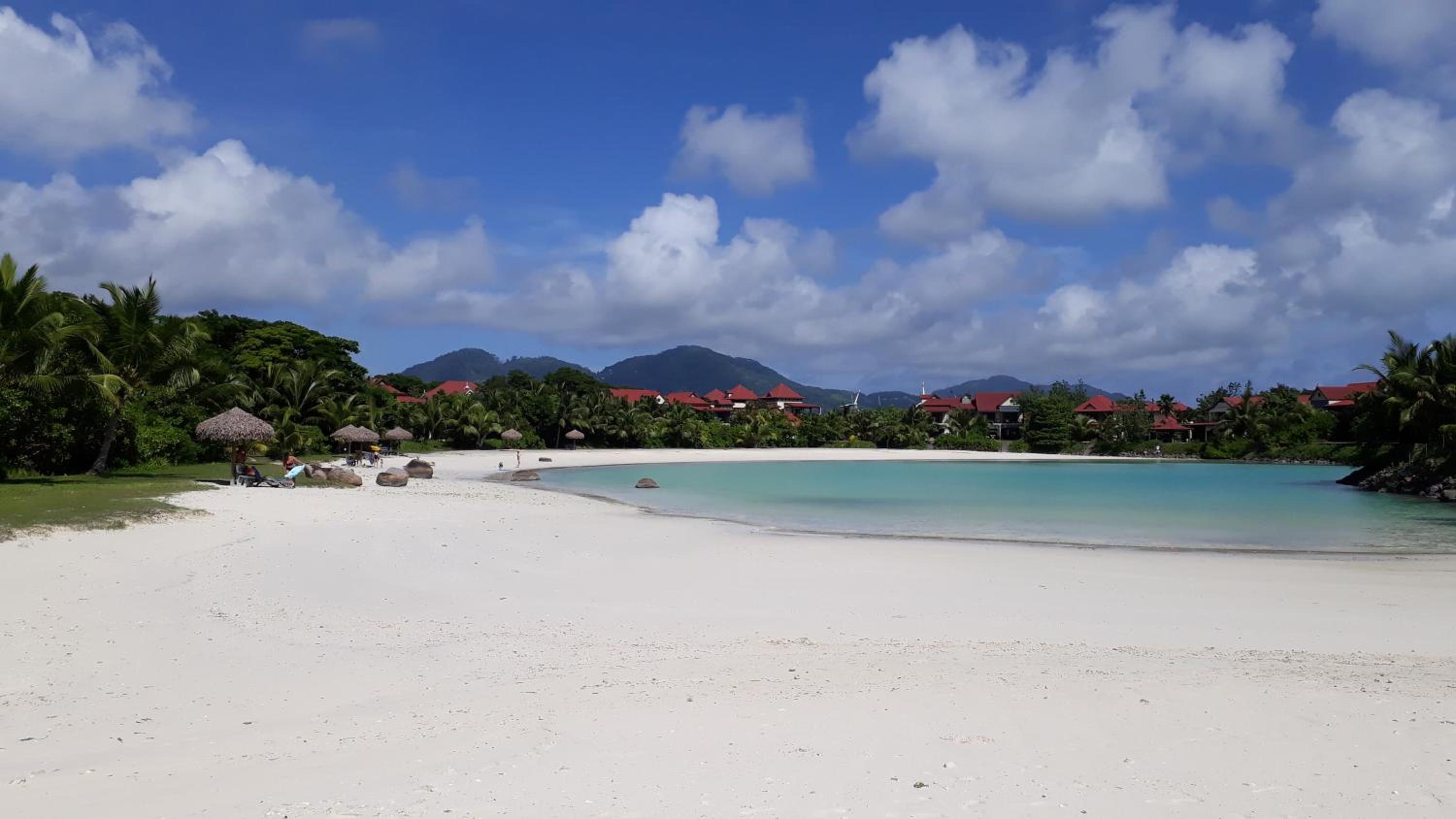 Eden Island luxury apartment sea view