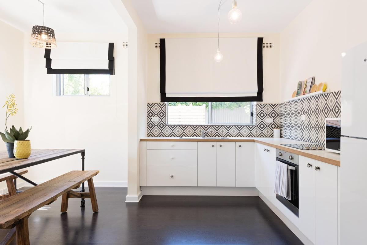 Arabella on West - Image 1