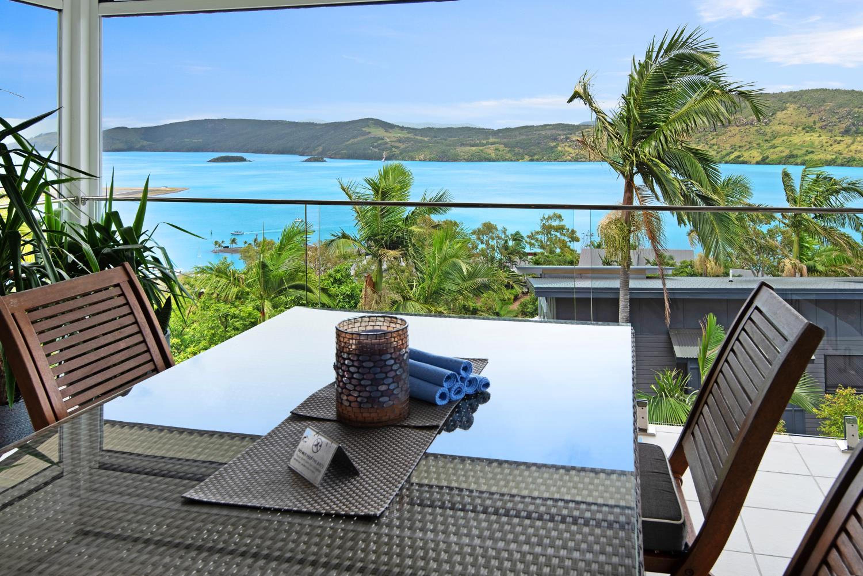 Oasis Apartments on Hamilton Island by HIHA