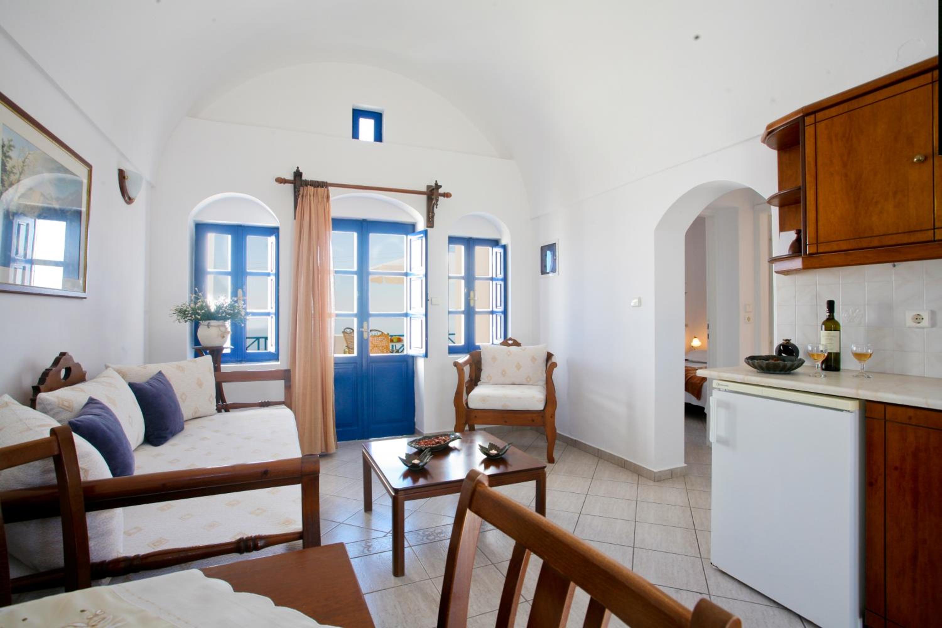 Pergeri Apartments