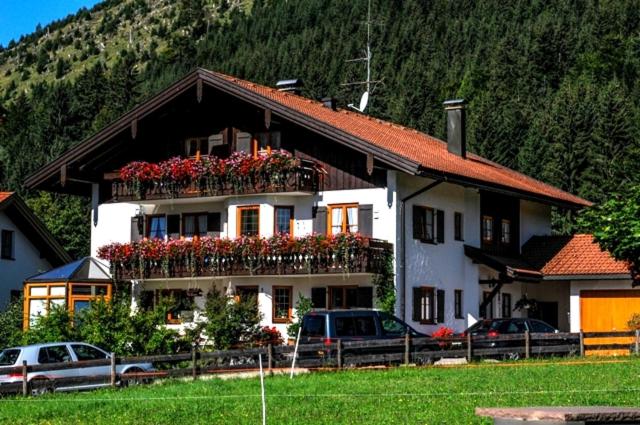 Haus Ornach