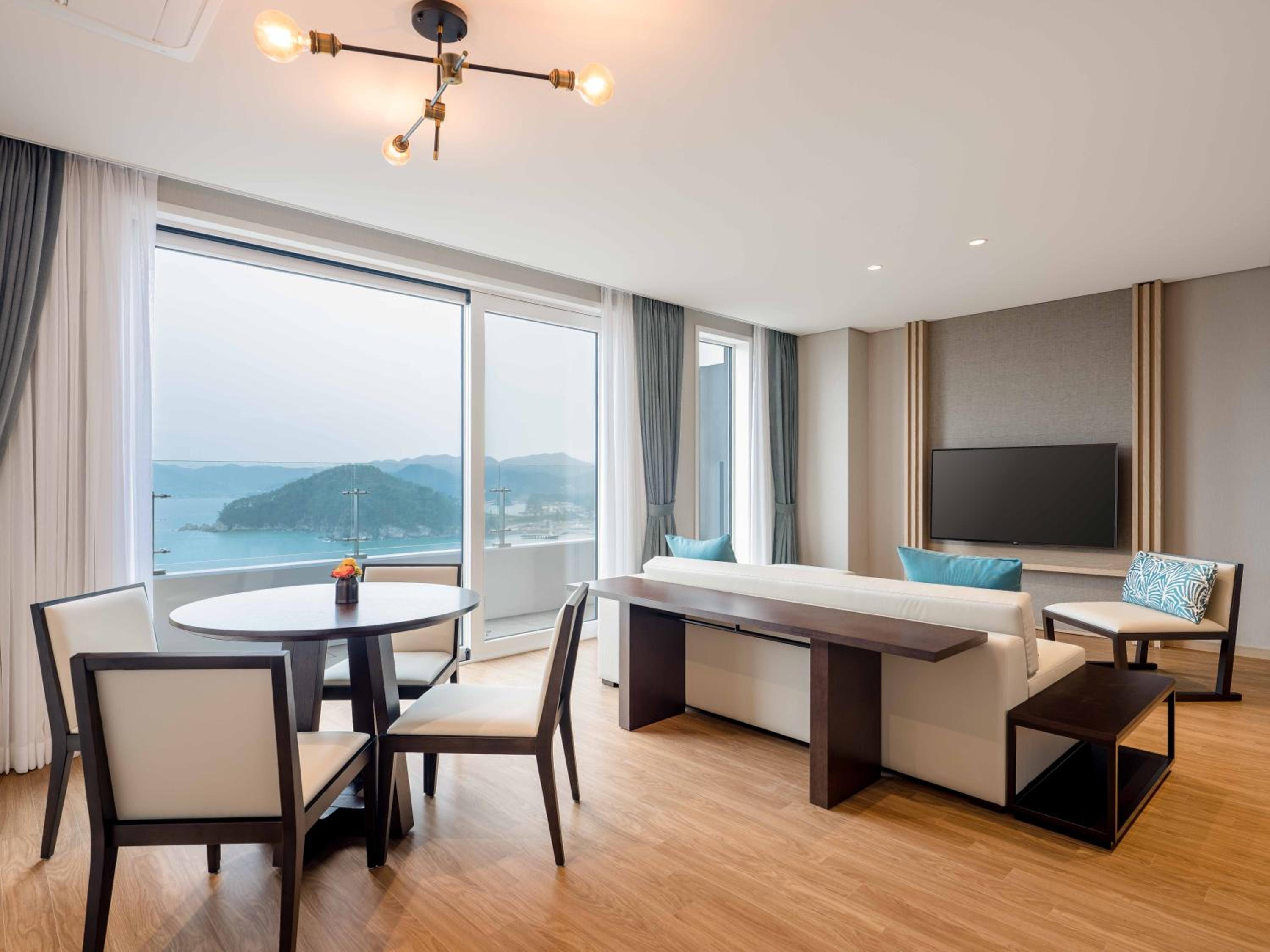Hanwha Resort Geoje Belvedere 16
