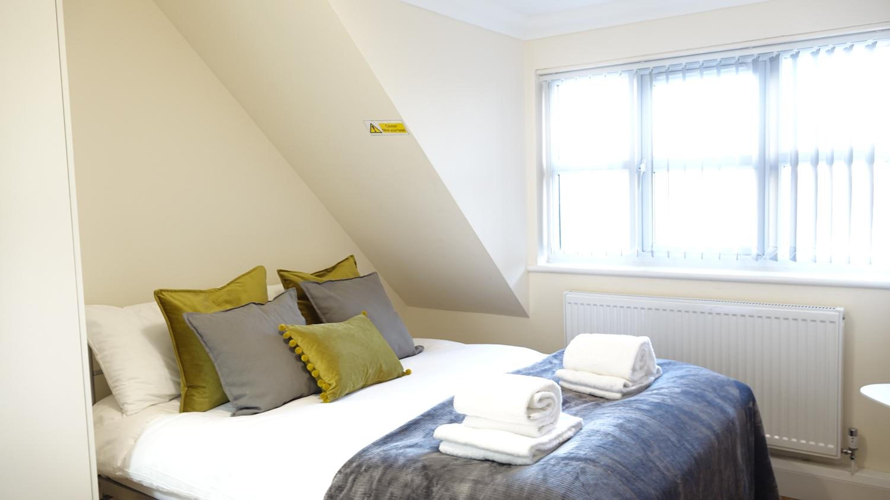 RC Airport Rooms