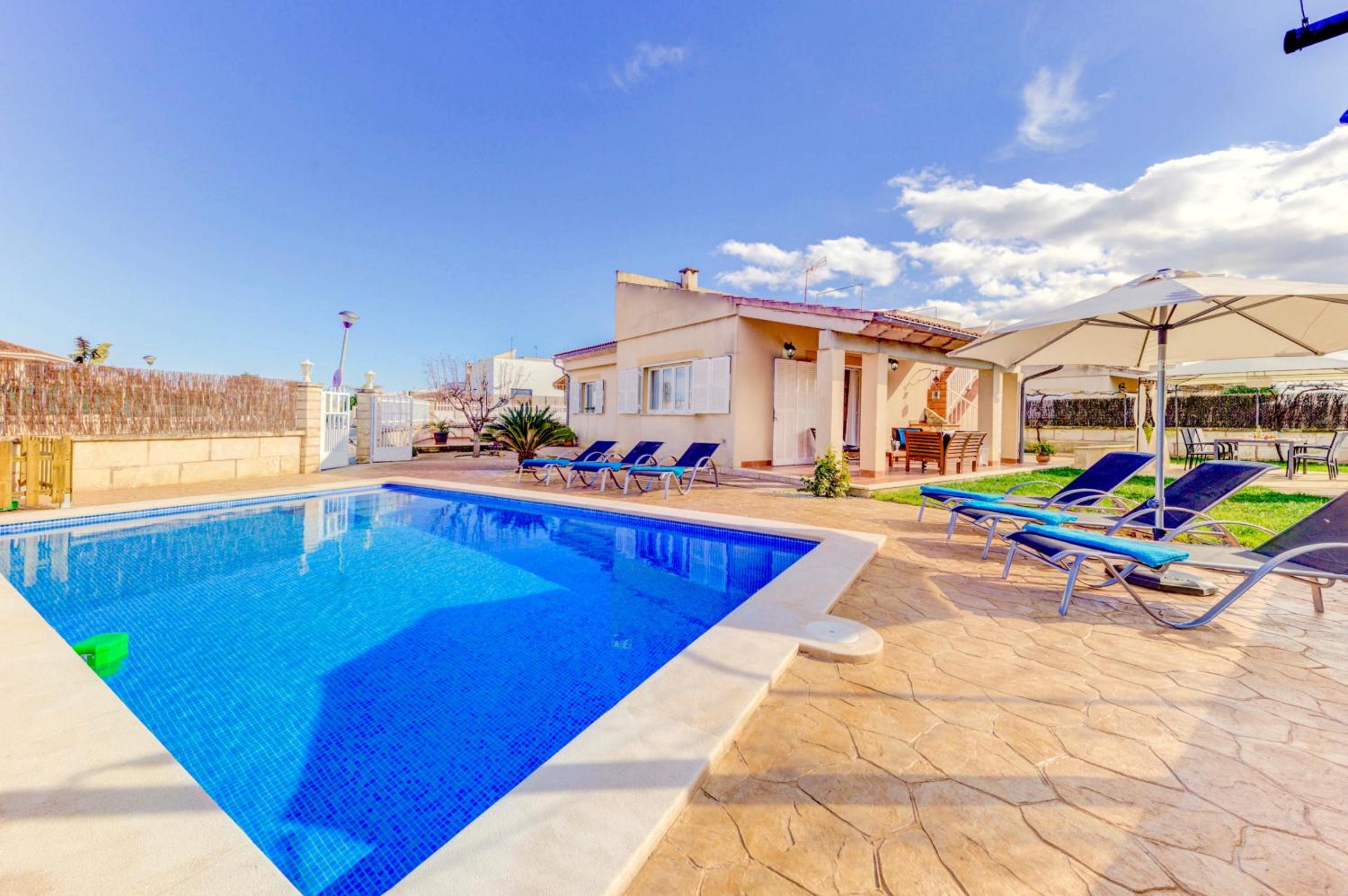 Hotel Can Gelaberts by Sealand Villas - Image 1