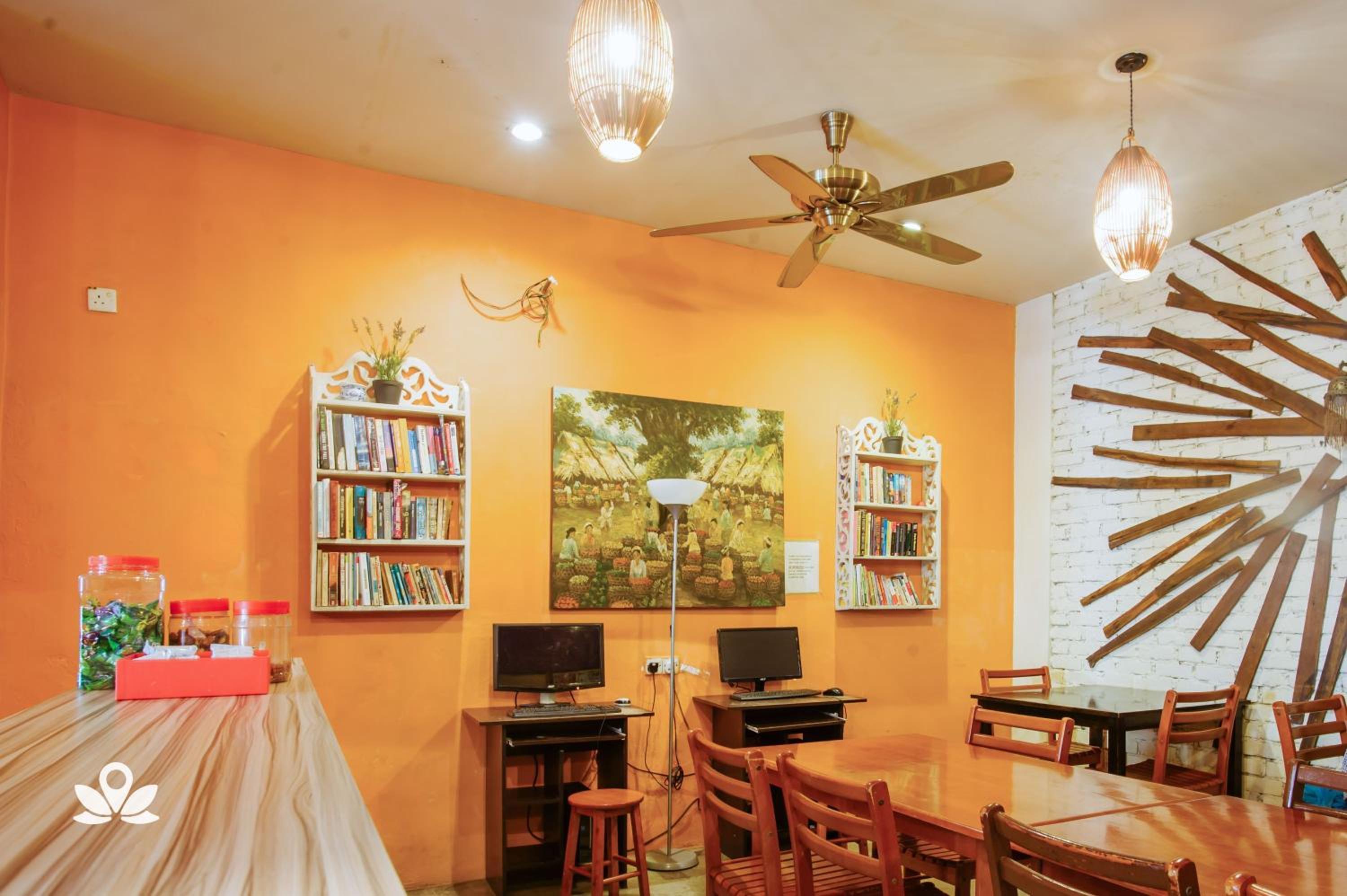 The Explorers Guesthouse and Hostel